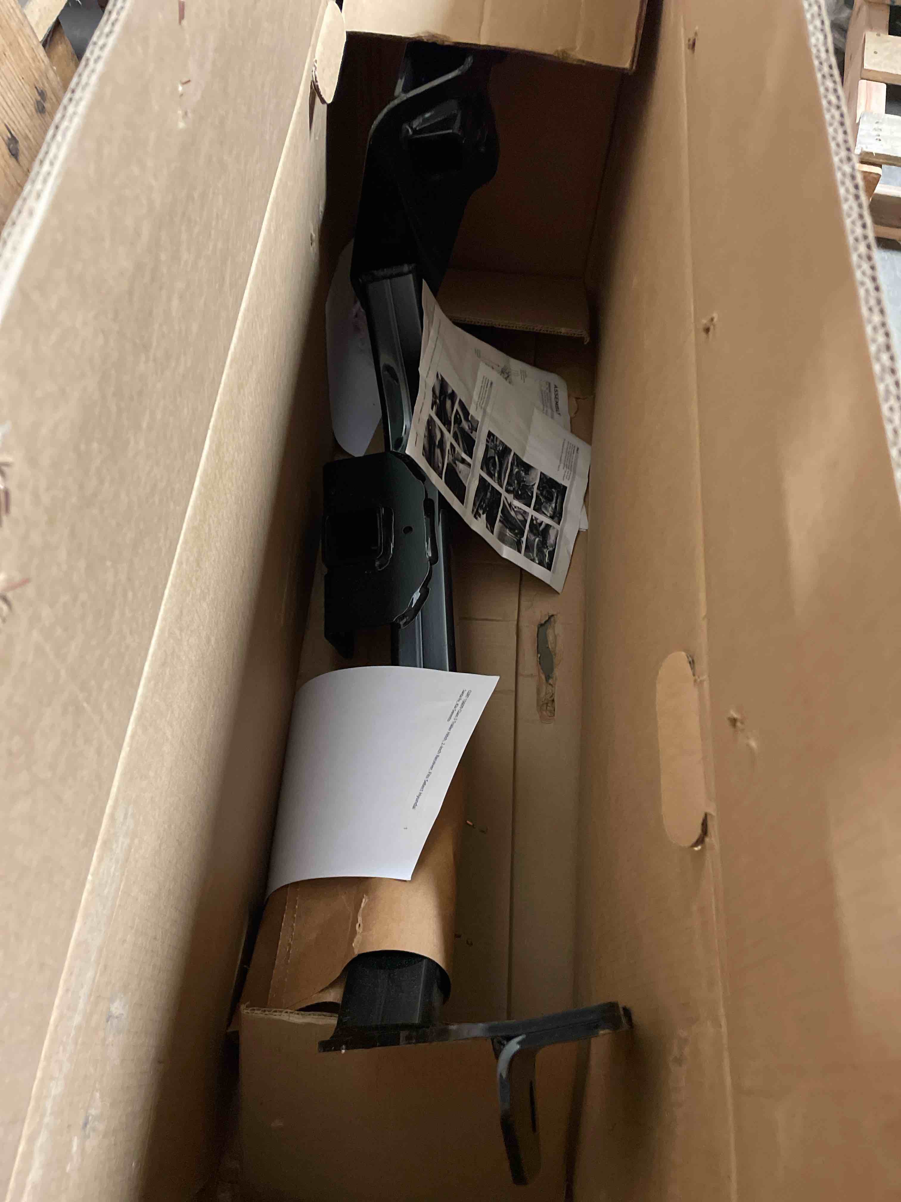 Condition photo showing New/Like New for curt 13609 class 3 trailer hitch, 2-inch receiver, compatible with select santa fe, sorento