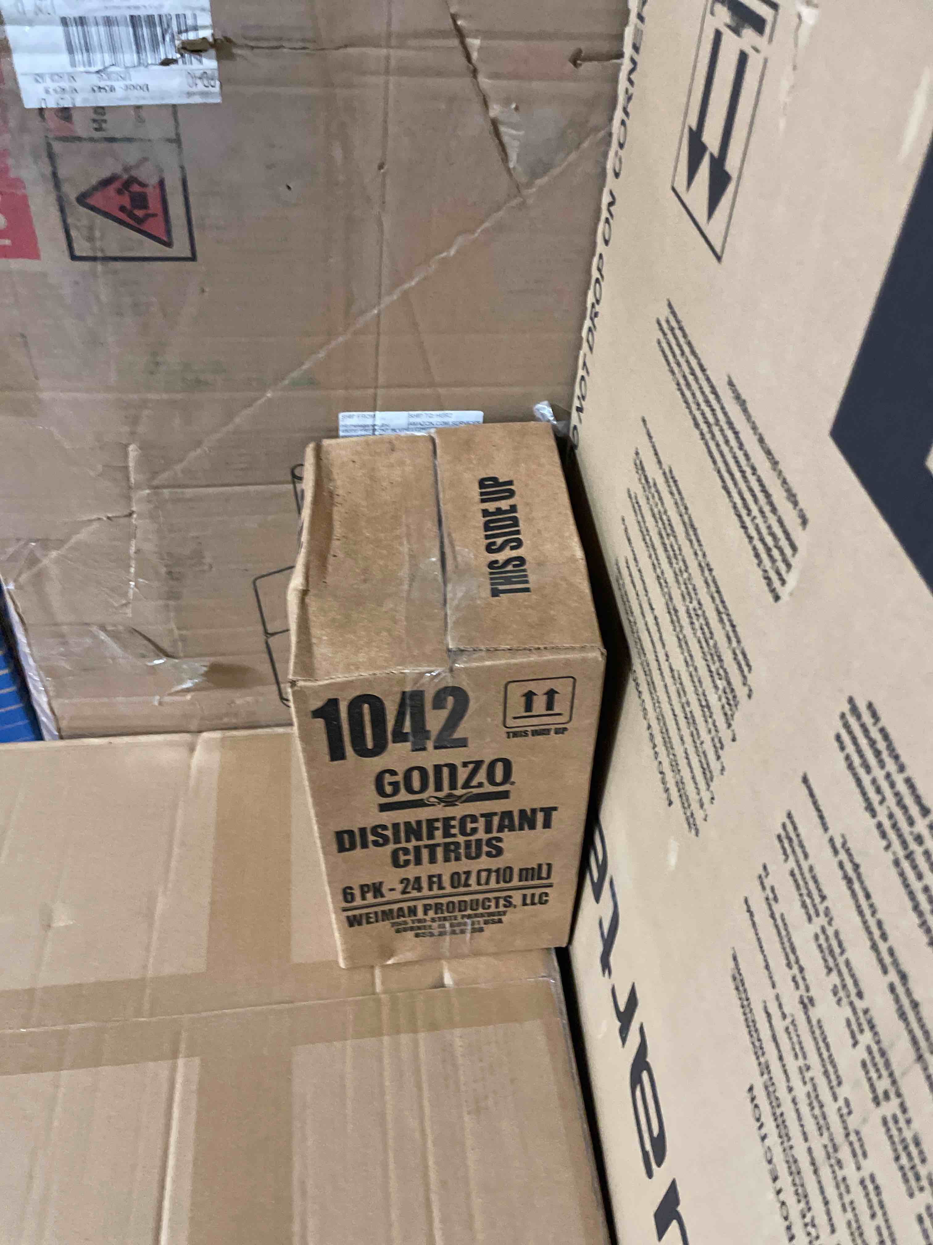 Condition photo showing New/Like New for 6 pack weiman gonzo desinfectant citrus 24fl + free microfiber cleaning cloth