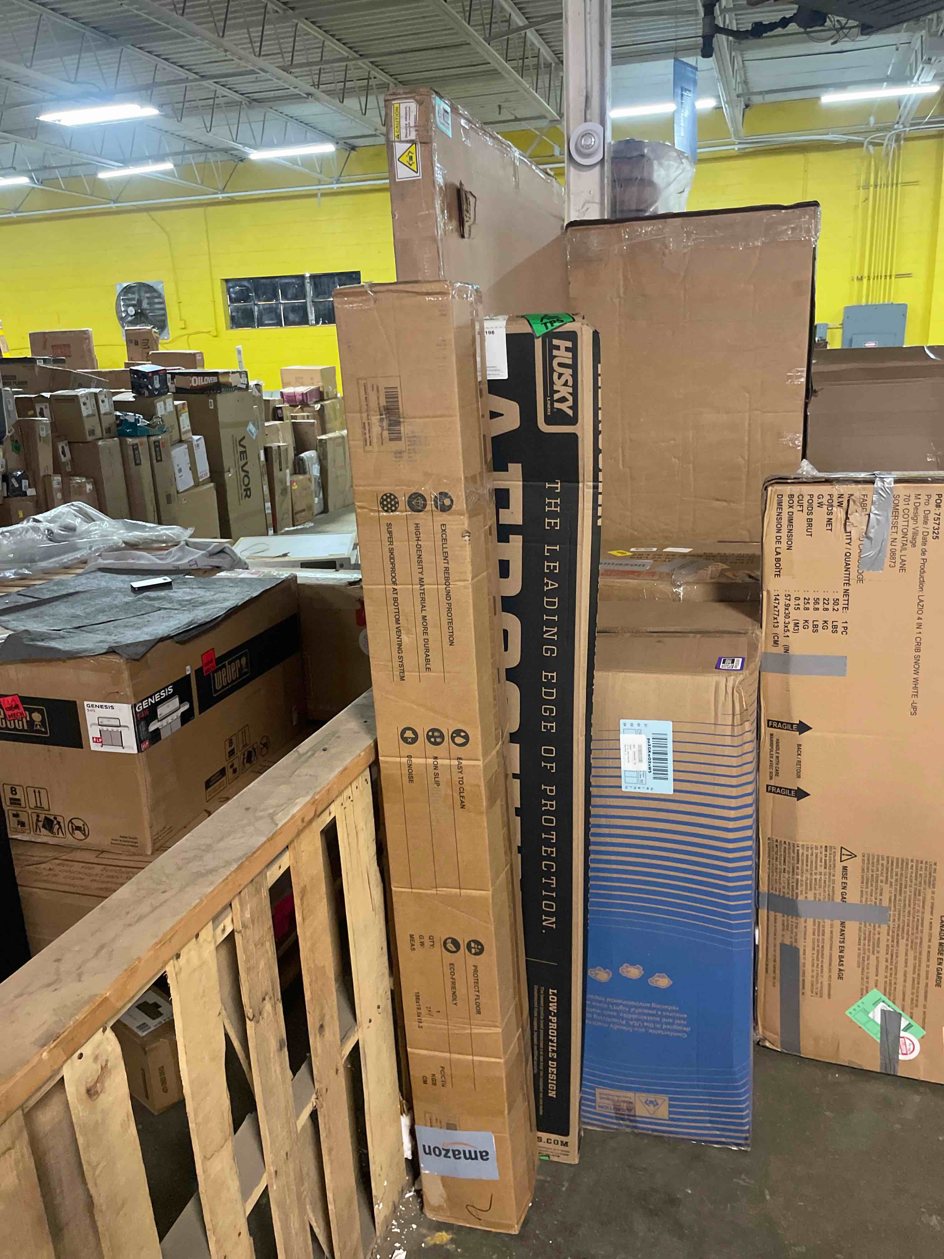 Condition photo showing New/Like New for gxmmat large yoga mat