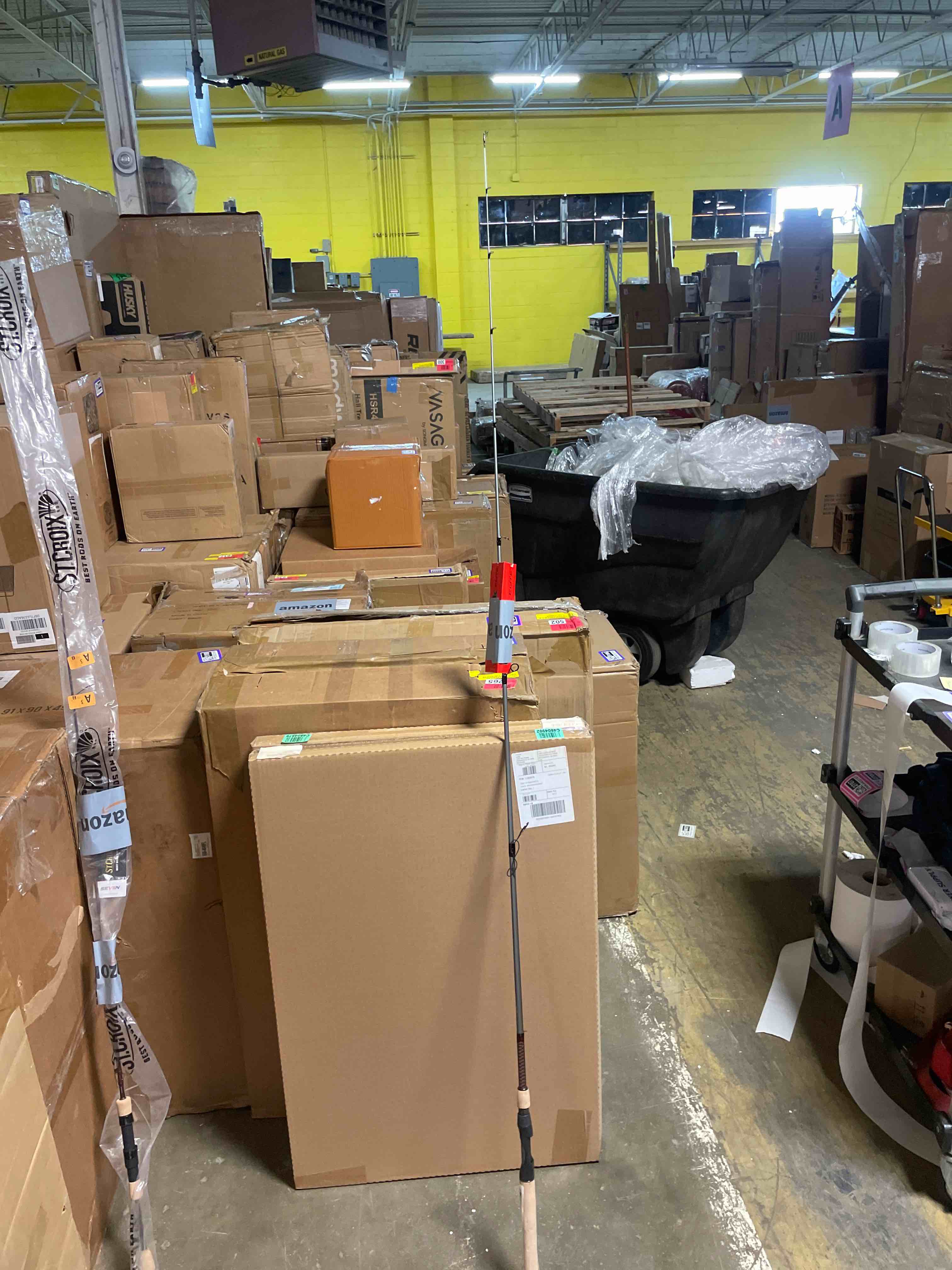 Condition photo showing New/Like New for falcon rods hd casting rod