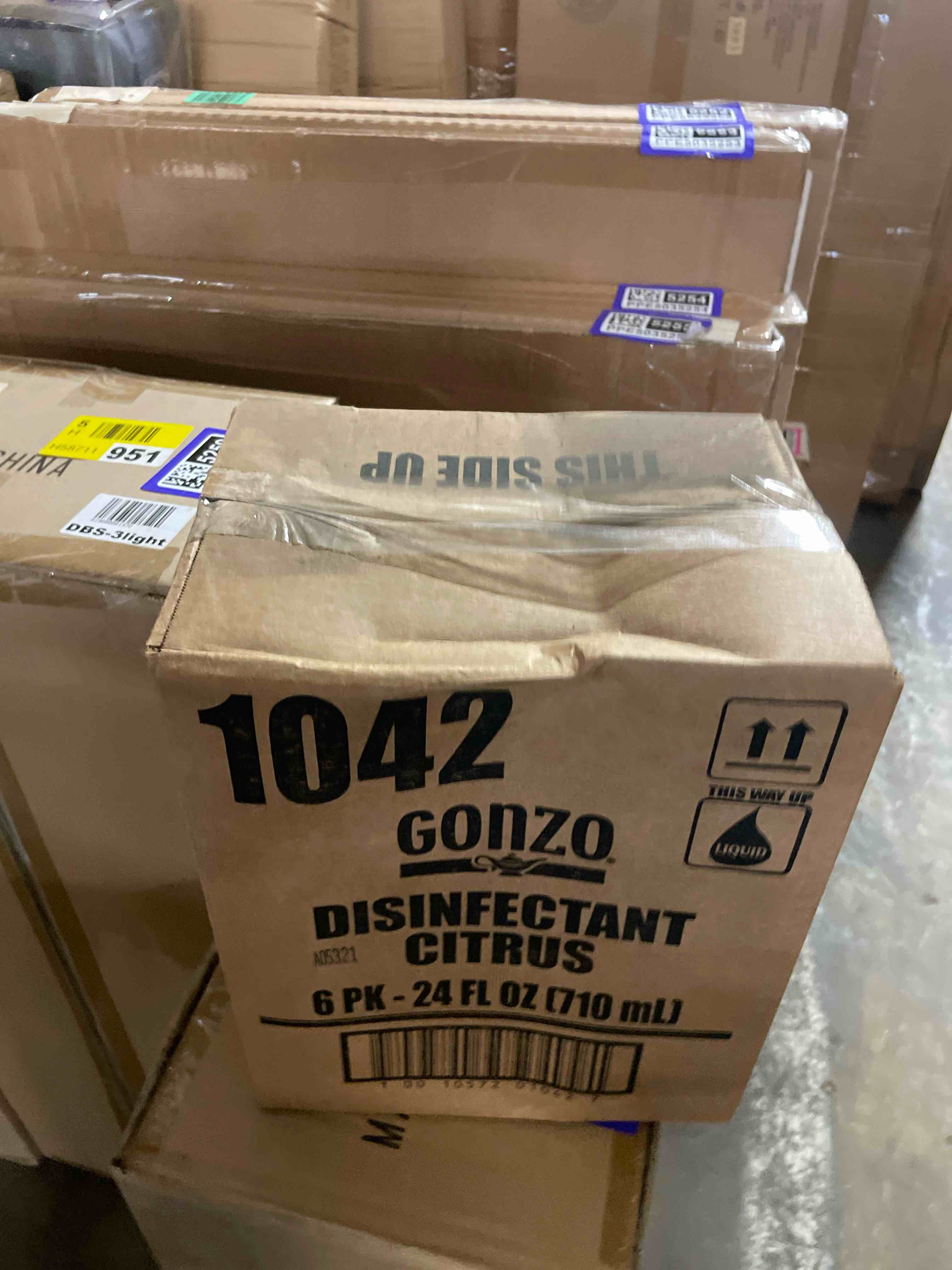 Condition photo showing New/Like New for 6 pack weiman gonzo desinfectant citrus 24fl + free microfiber cleaning cloth