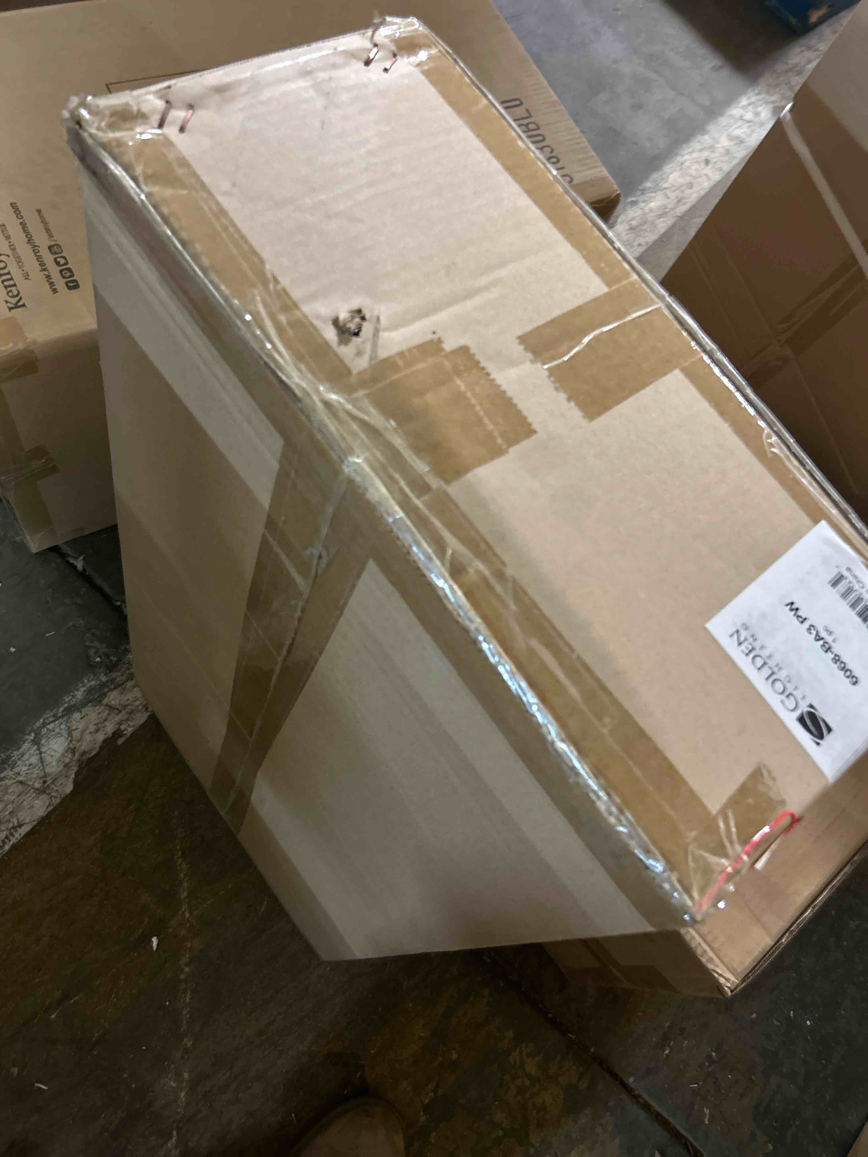 https://s3.amazonaws.com/lotting-images-prod/phillipi/PPE5035336_1776870199809.jpeg