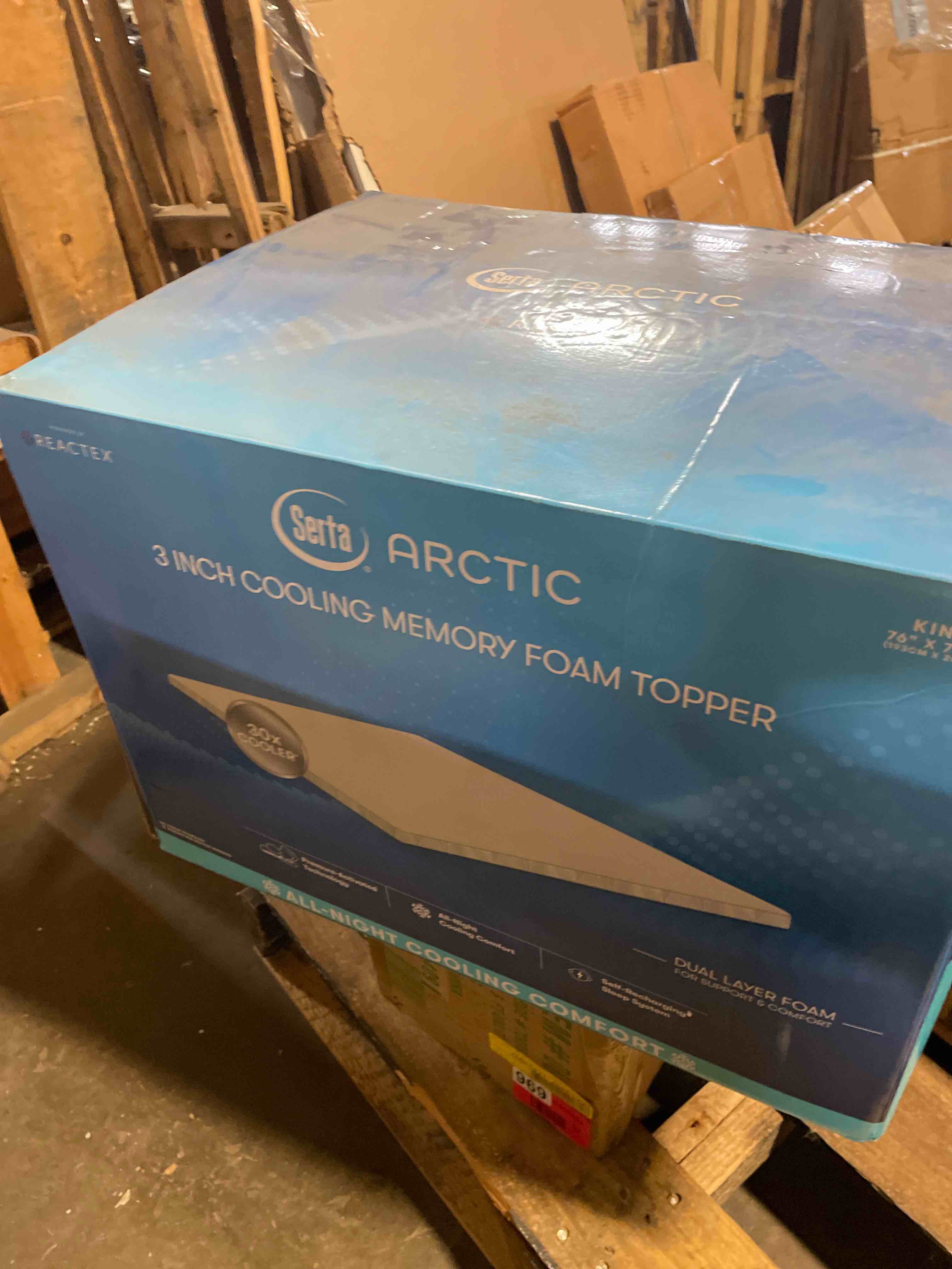 Condition photo showing New/Like New for serta arctic 30x cooling 3" memory foam mattress topper, king