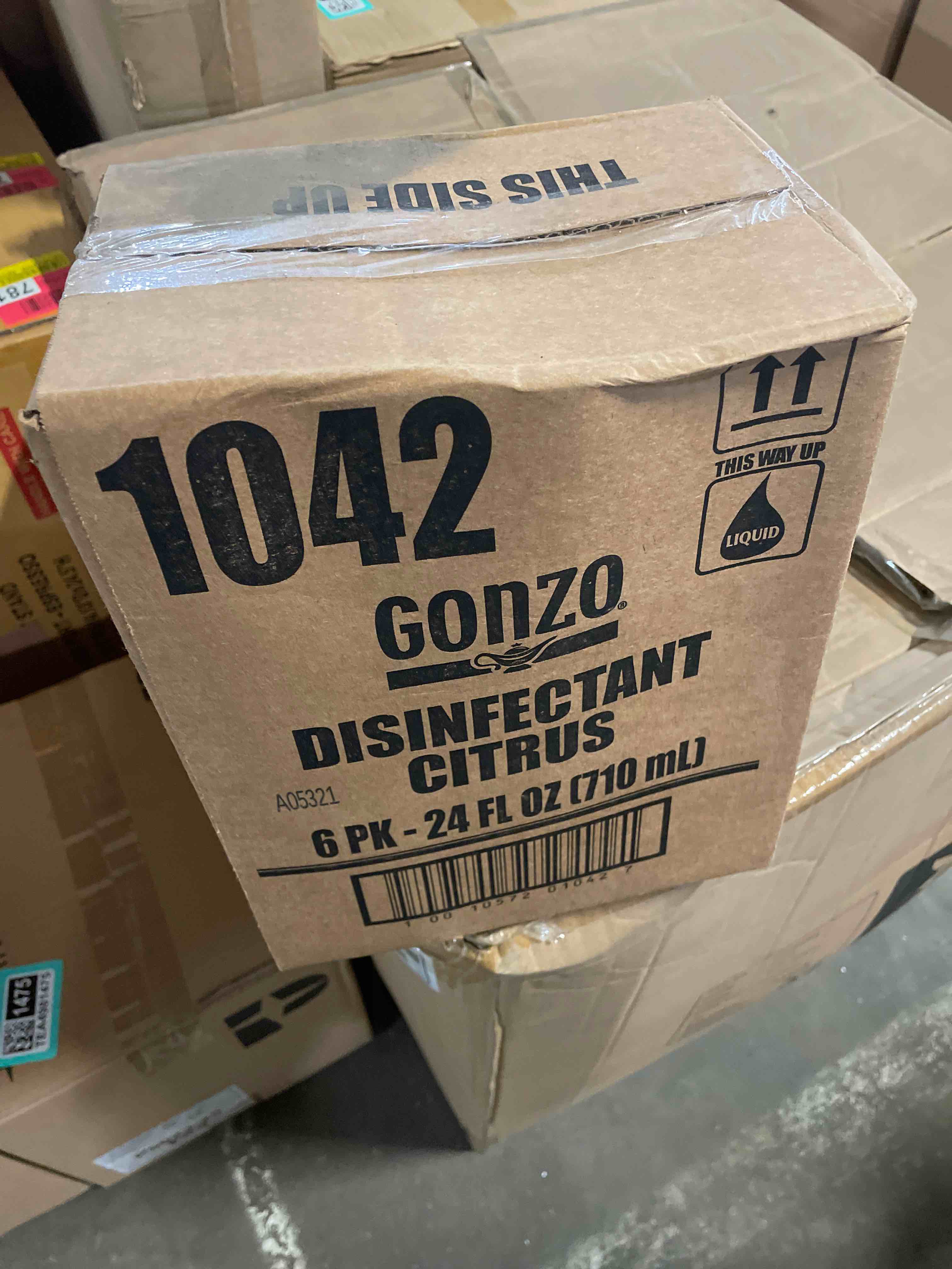 Condition photo showing New/Like New for weiman gonzo desinfectant citrus 24fl + free microfiber cleaning cloth