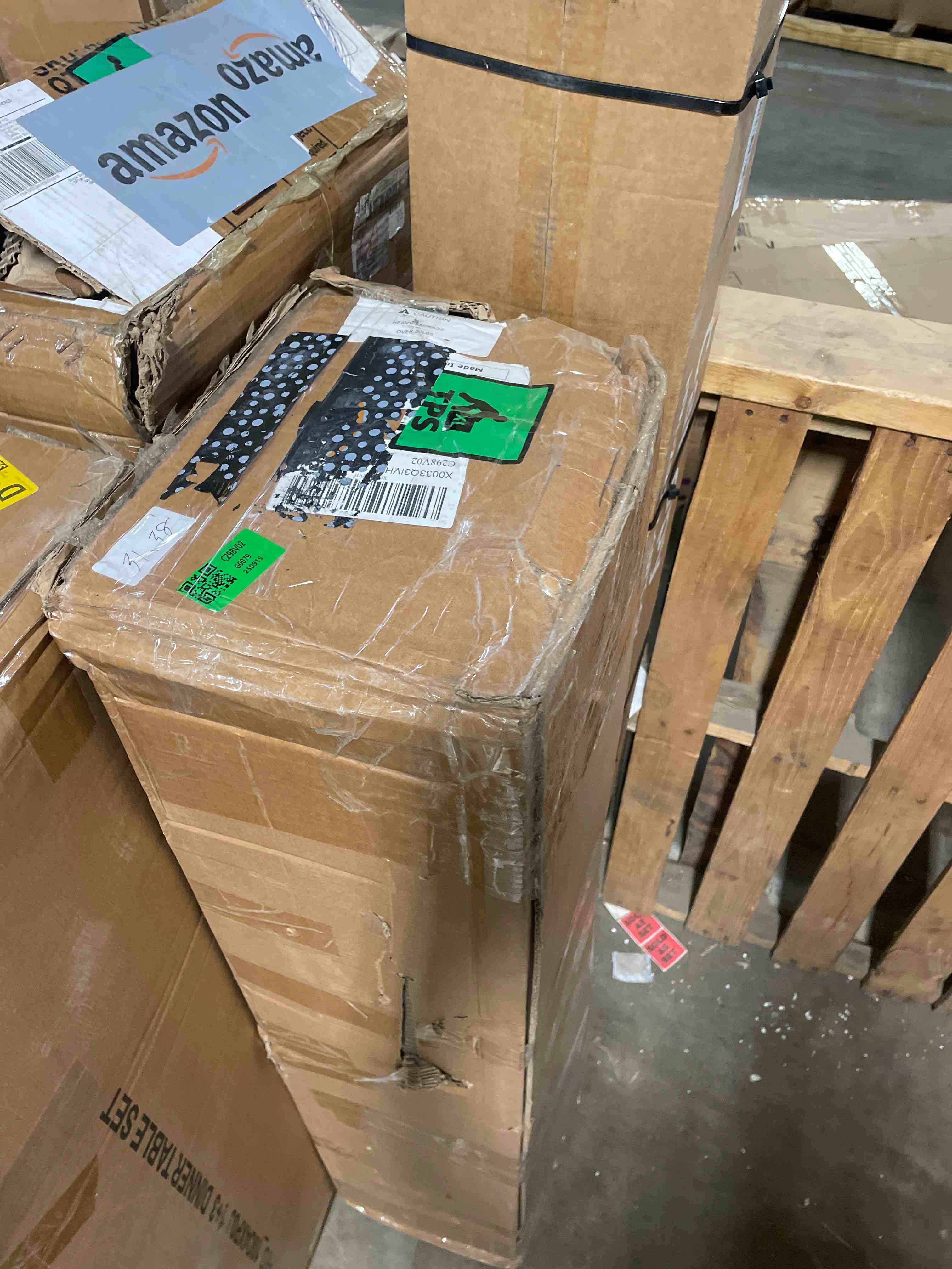 Condition photo showing Good Condition for melipron 800 lbs van roof rack fit for chevy express 1500 2500 3500, gmc savana cargo van ladder rack with rear roller