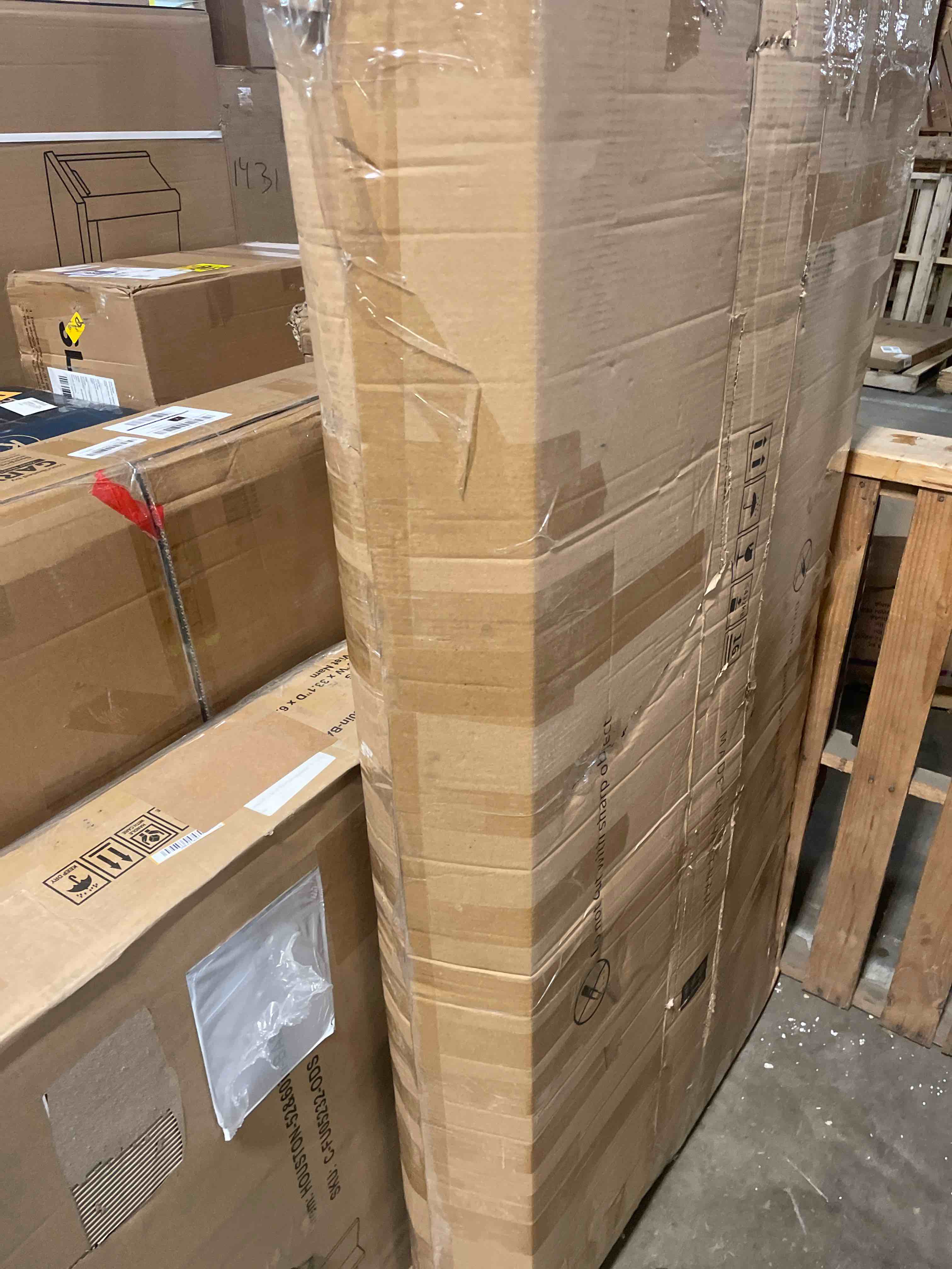 Condition photo showing Good Condition for furnnylane 6 panel short room divider screen,brown freestanding partition,small bamboo panel divider for room seperation,3.95 ft tall