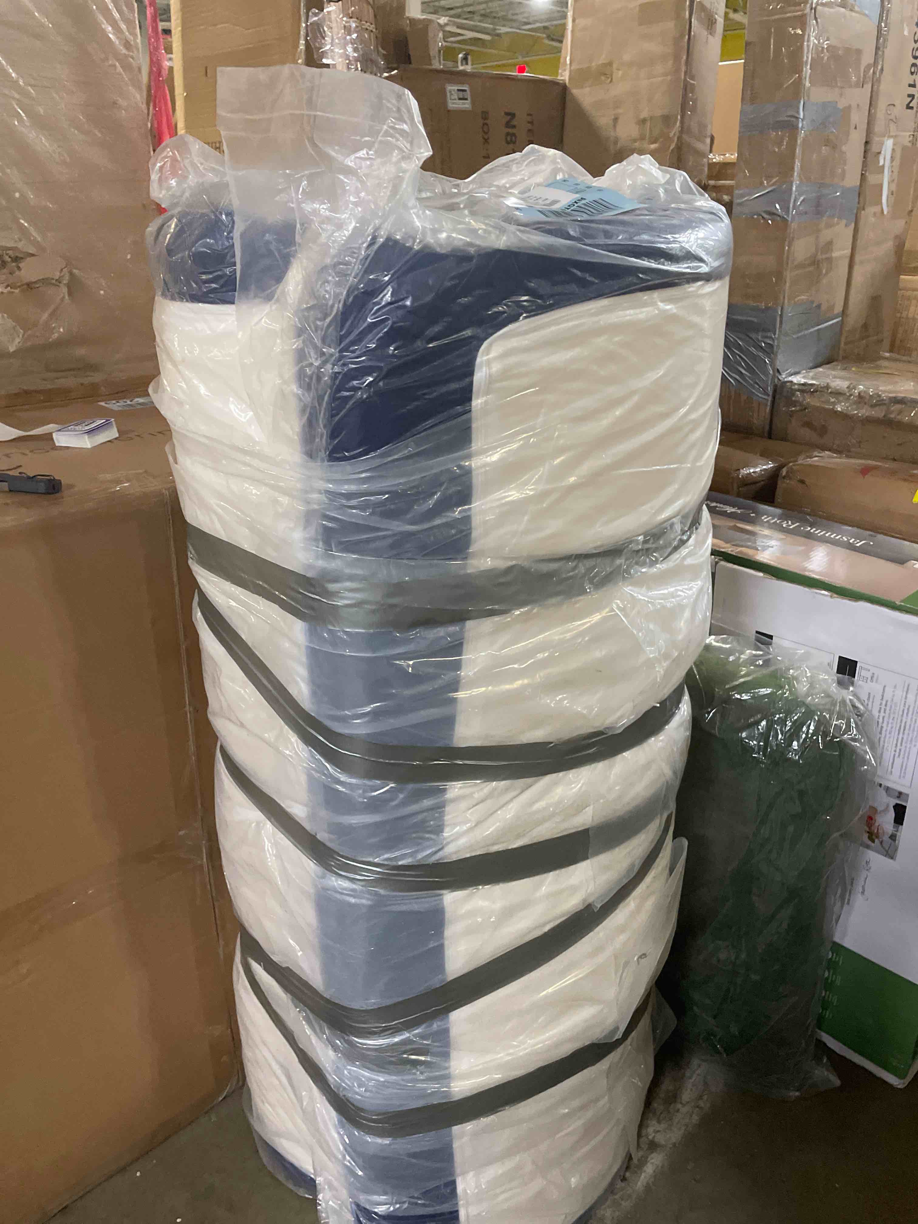 Condition photo showing Good Condition for gelsea 10 inch full size mattress, gel cooling memory foam mattress in a box, medium firm feel for back pain relief, certipur us certified