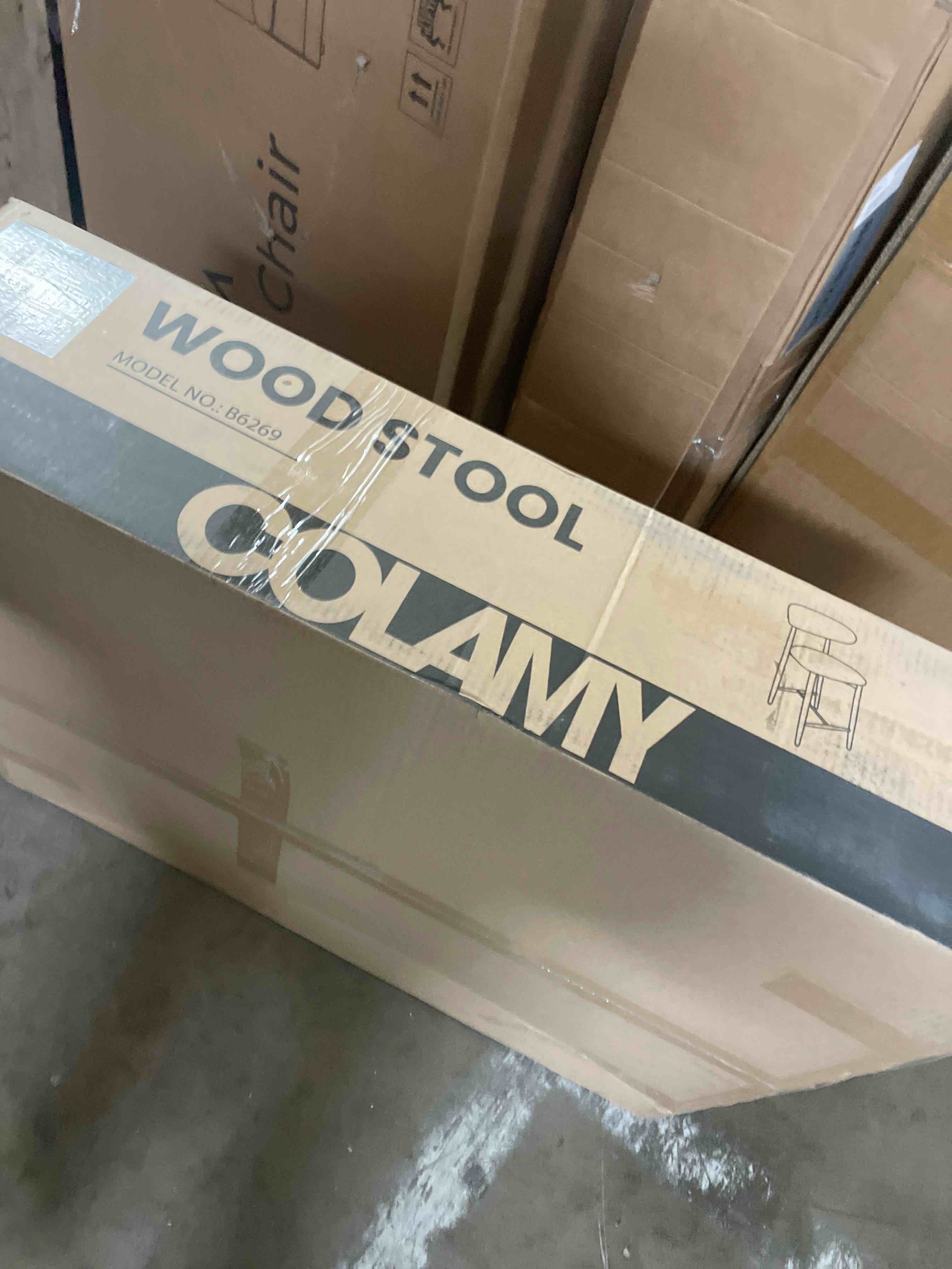 Condition photo showing New/Like New for colamy wood stool (only one stool) 