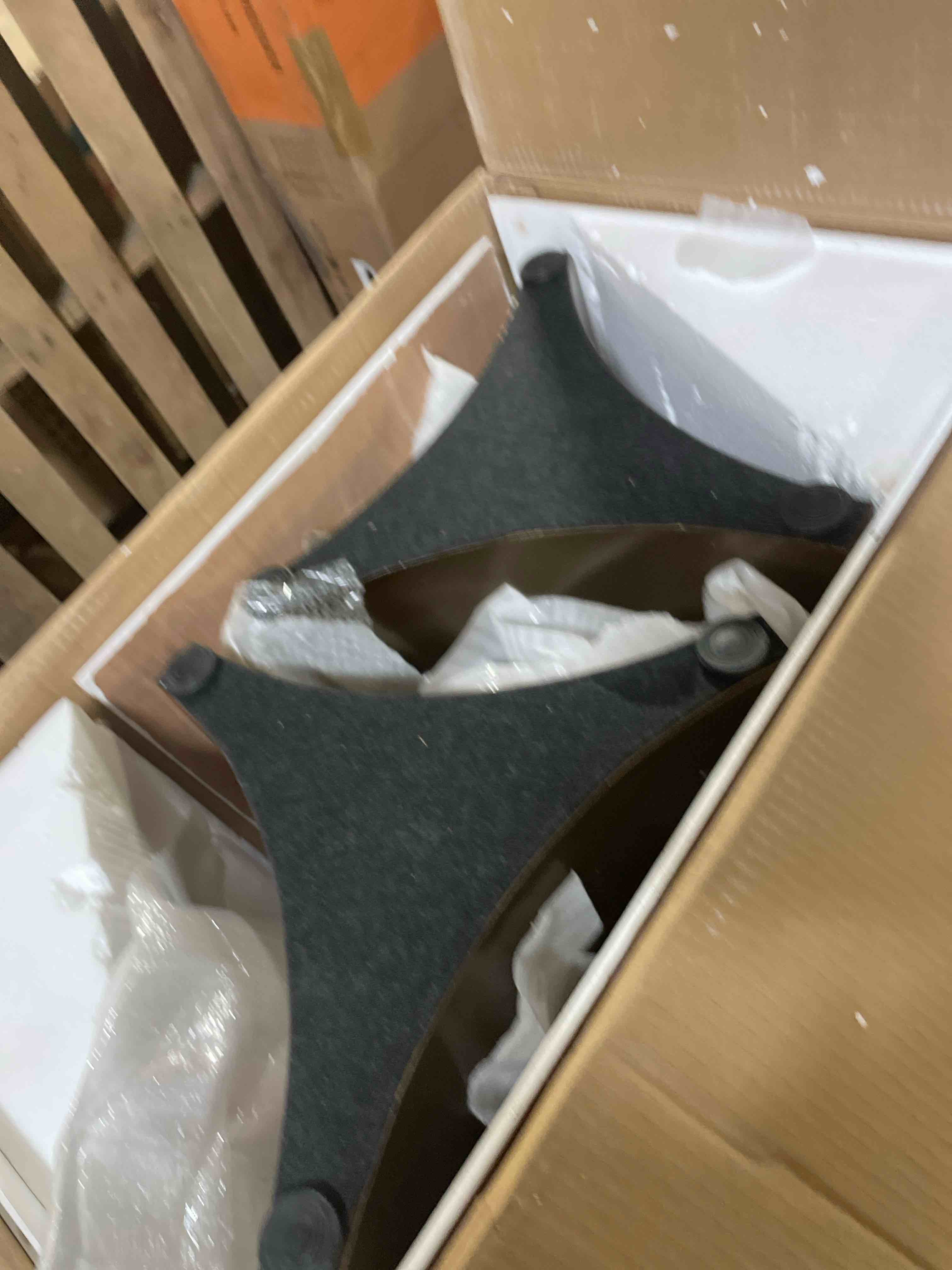 Condition photo showing Good Condition for (similar)coffee table bases(2) only 
