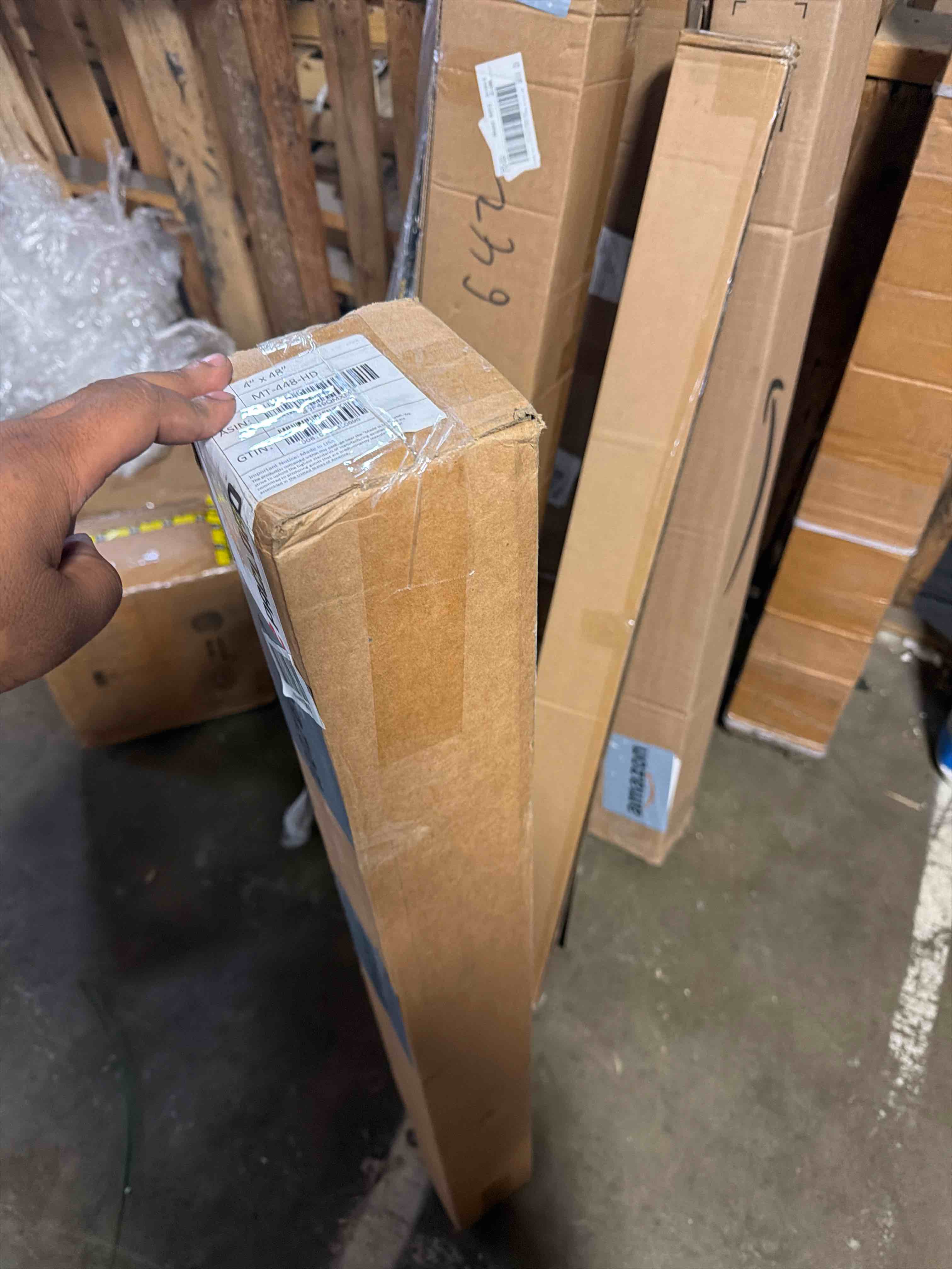 https://s3.amazonaws.com/lotting-images-prod/phillipi/PPE5035763_1777400103387.jpeg