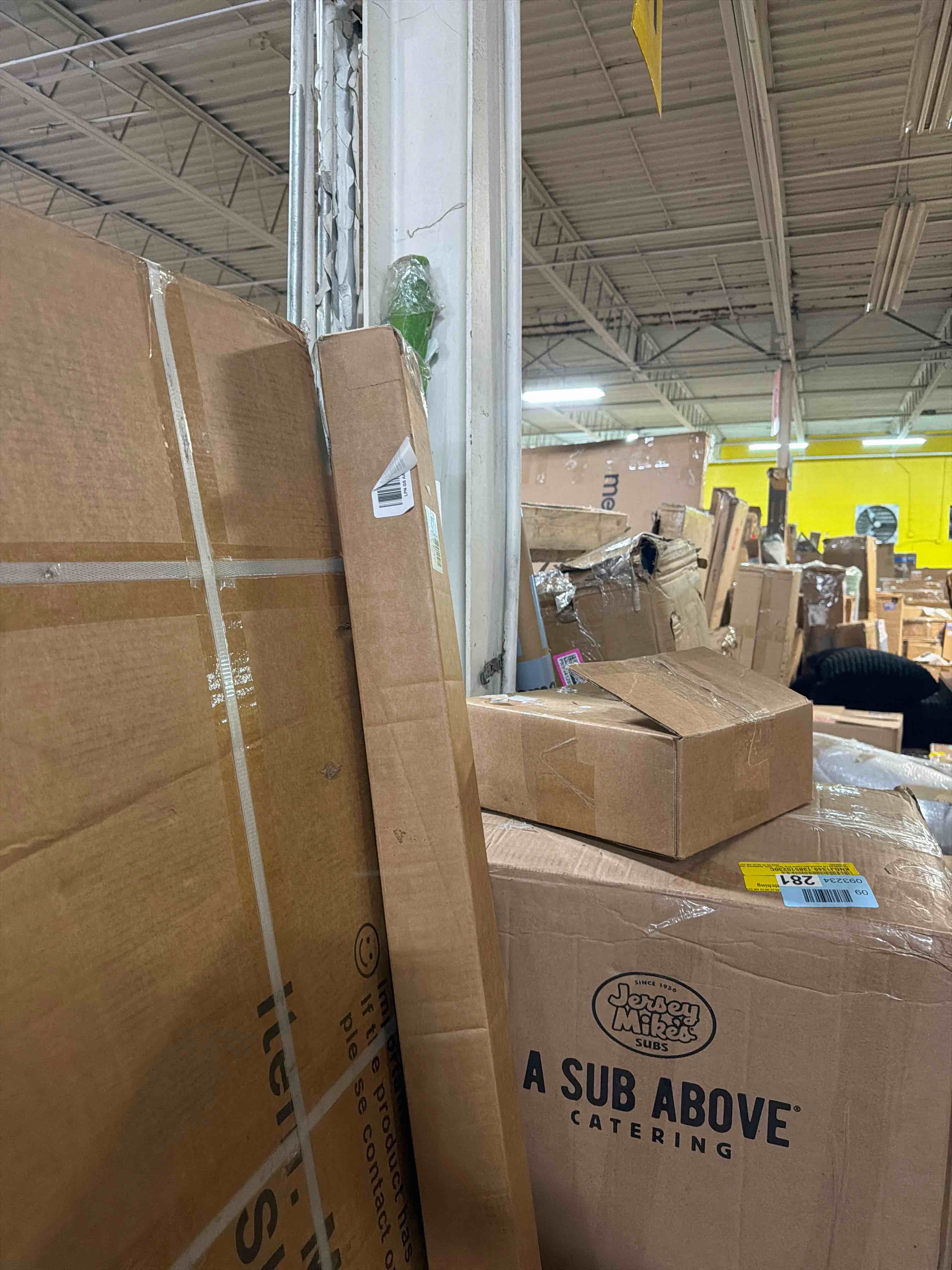 https://s3.amazonaws.com/lotting-images-prod/phillipi/PPE5035795_1777484344222.jpeg