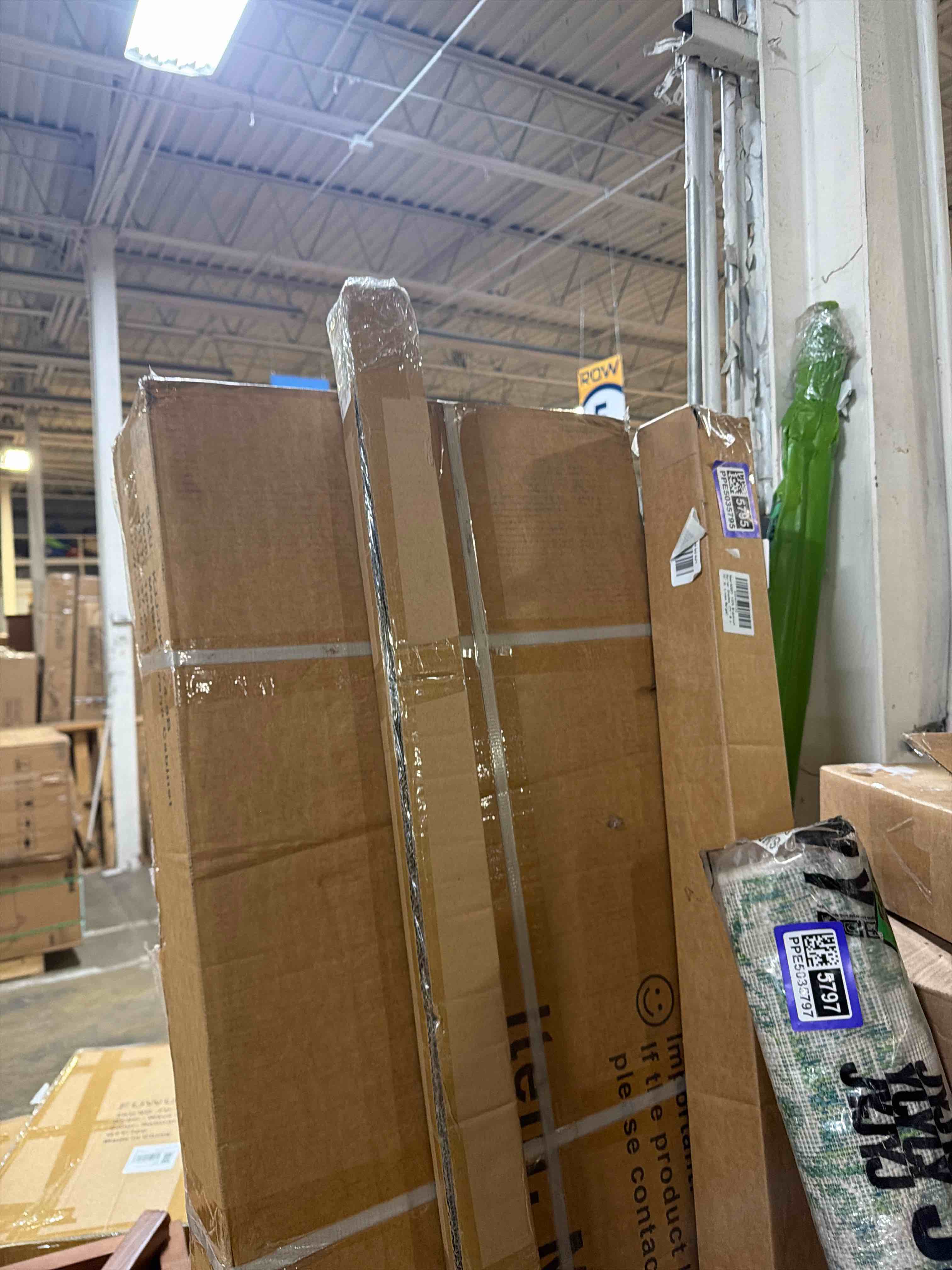 https://s3.amazonaws.com/lotting-images-prod/phillipi/PPE5035798_1777484627449.jpeg