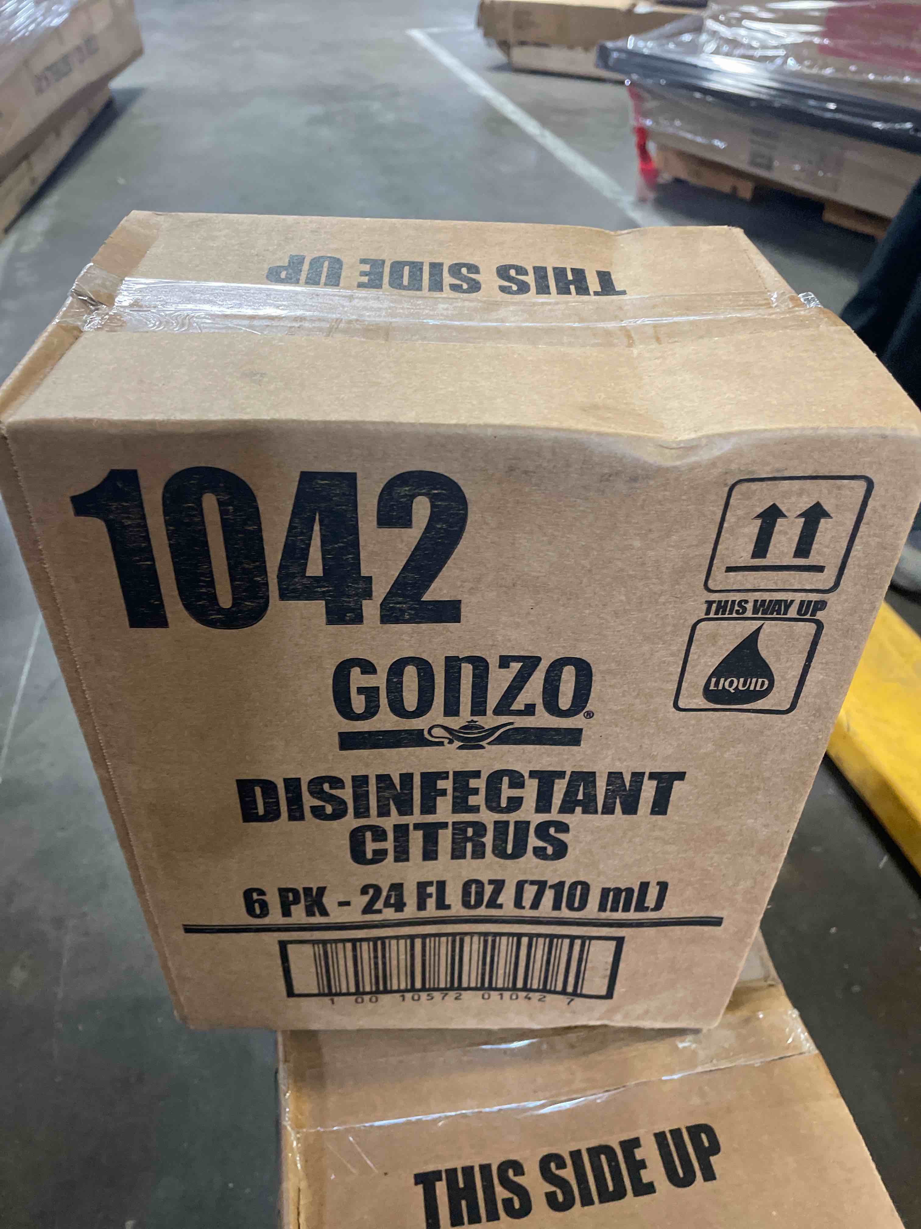Condition photo showing New/Like New for weiman gonzo desinfectant citrus 24fl + free microfiber cleaning cloth