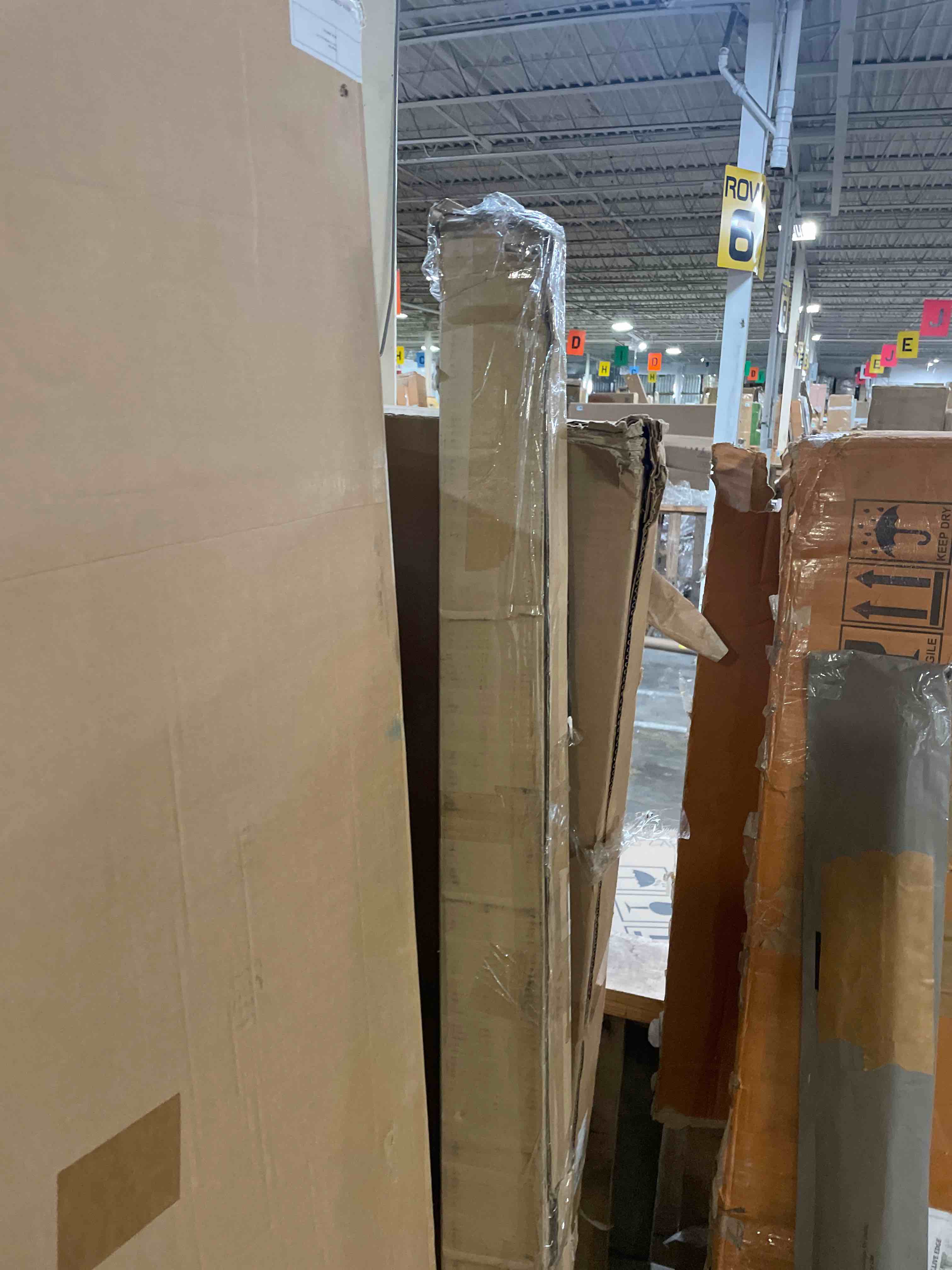 https://s3.amazonaws.com/lotting-images-prod/phillipi/PPE5035869_1777562240066.jpeg