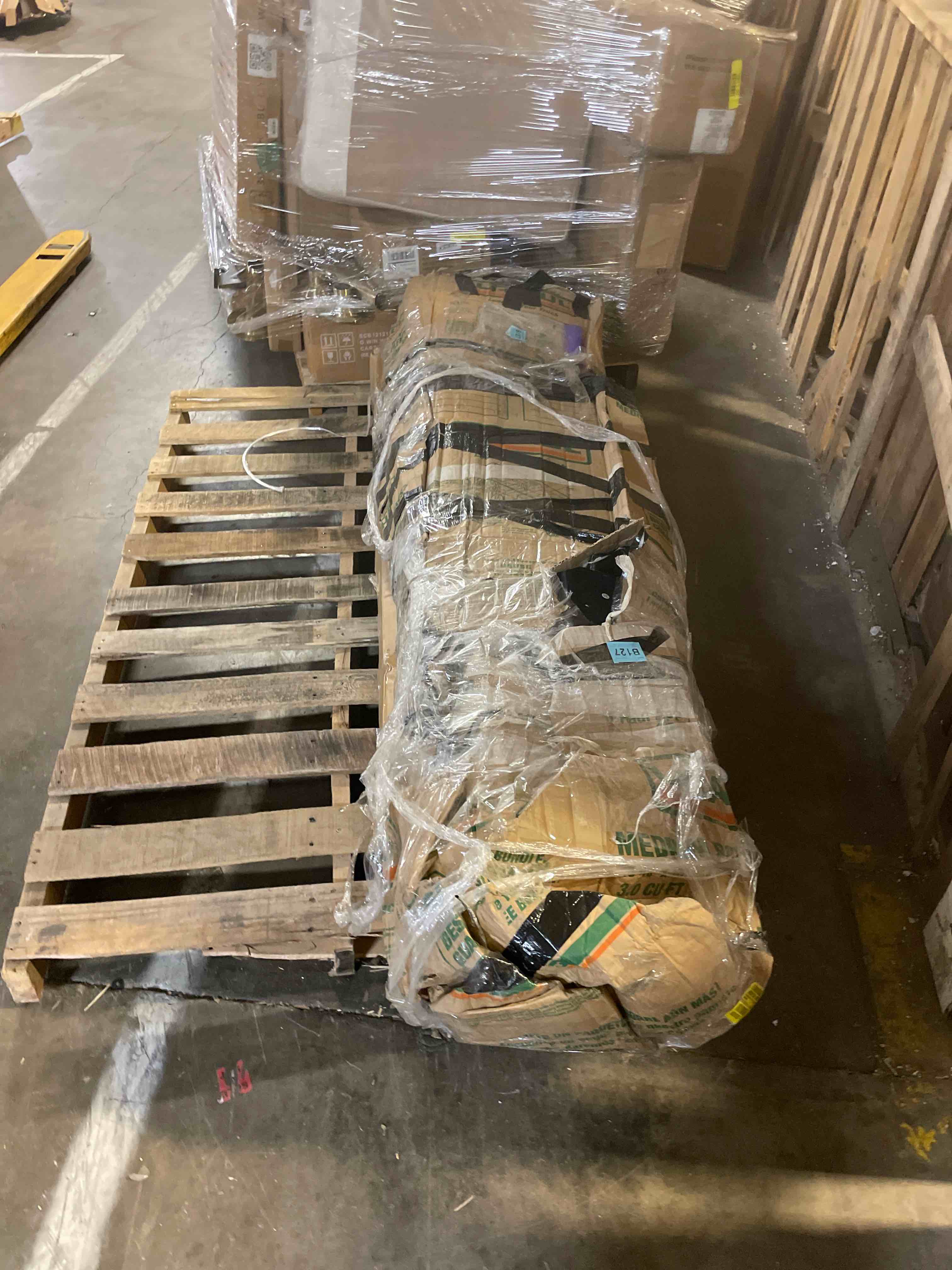 https://s3.amazonaws.com/lotting-images-prod/phillipi/PPE5035904_1777560890216.jpeg