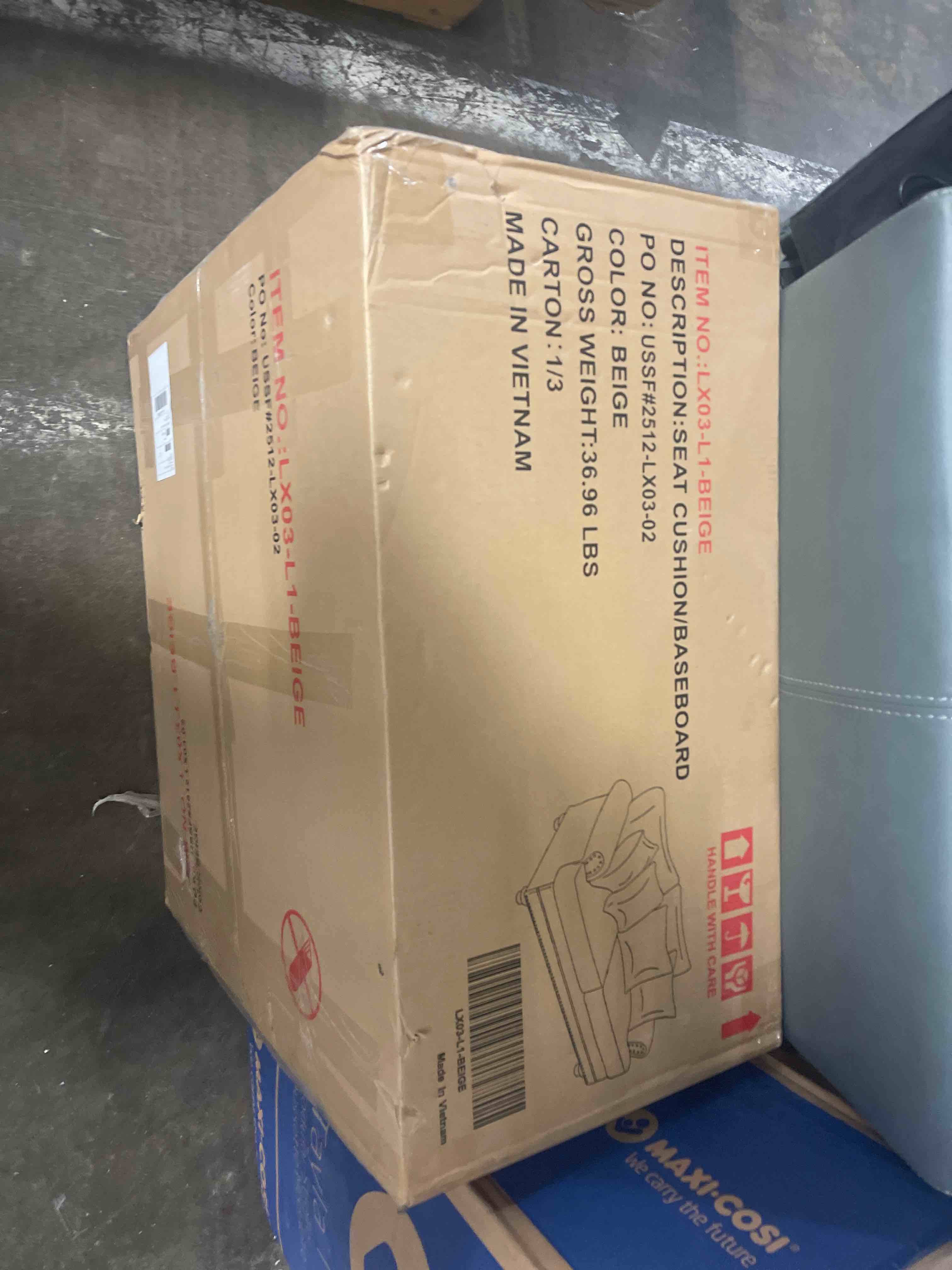 https://s3.amazonaws.com/lotting-images-prod/phillipi/PPE5035938_1777556401115.jpeg