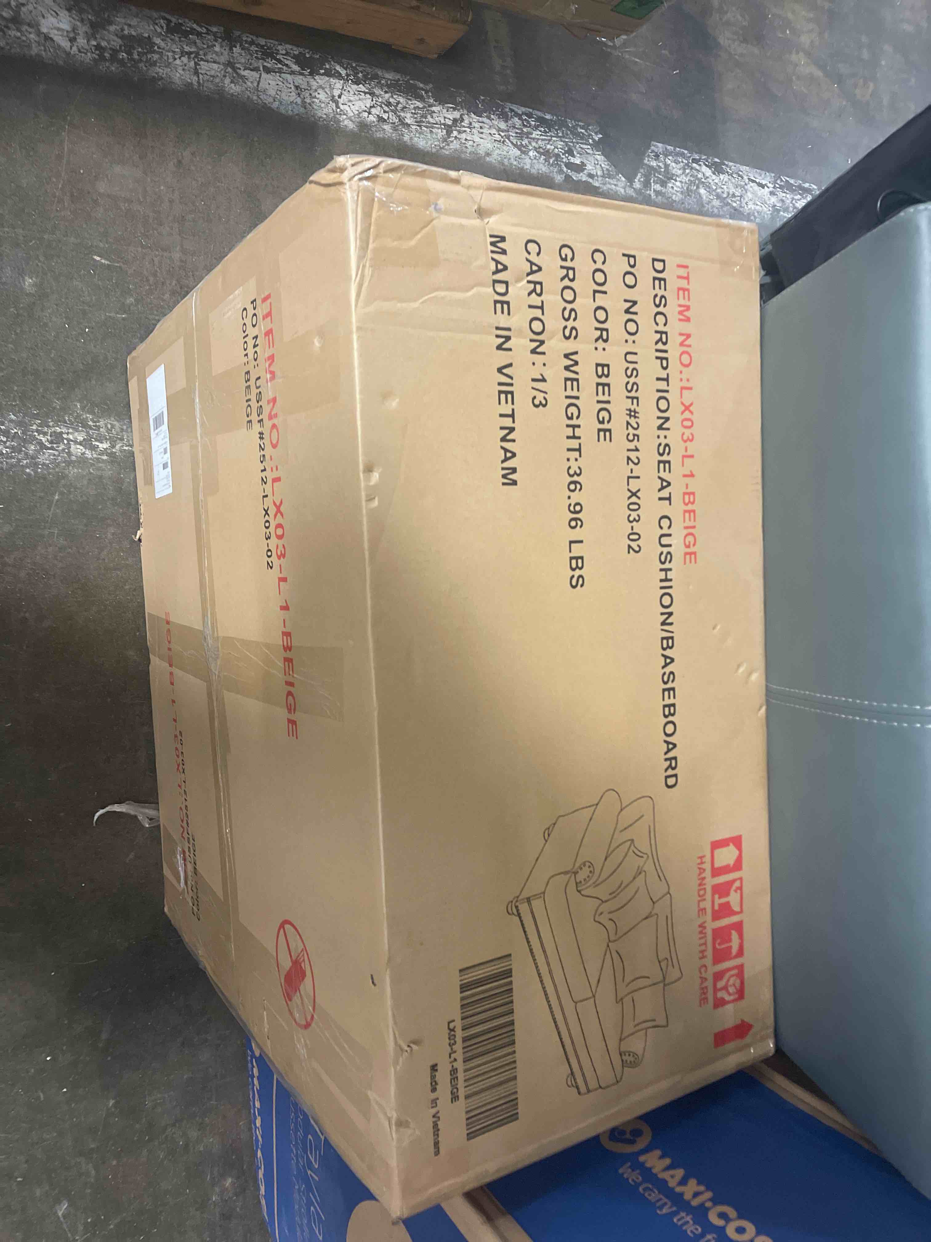 https://s3.amazonaws.com/lotting-images-prod/phillipi/PPE5035938_1777556402060.jpeg