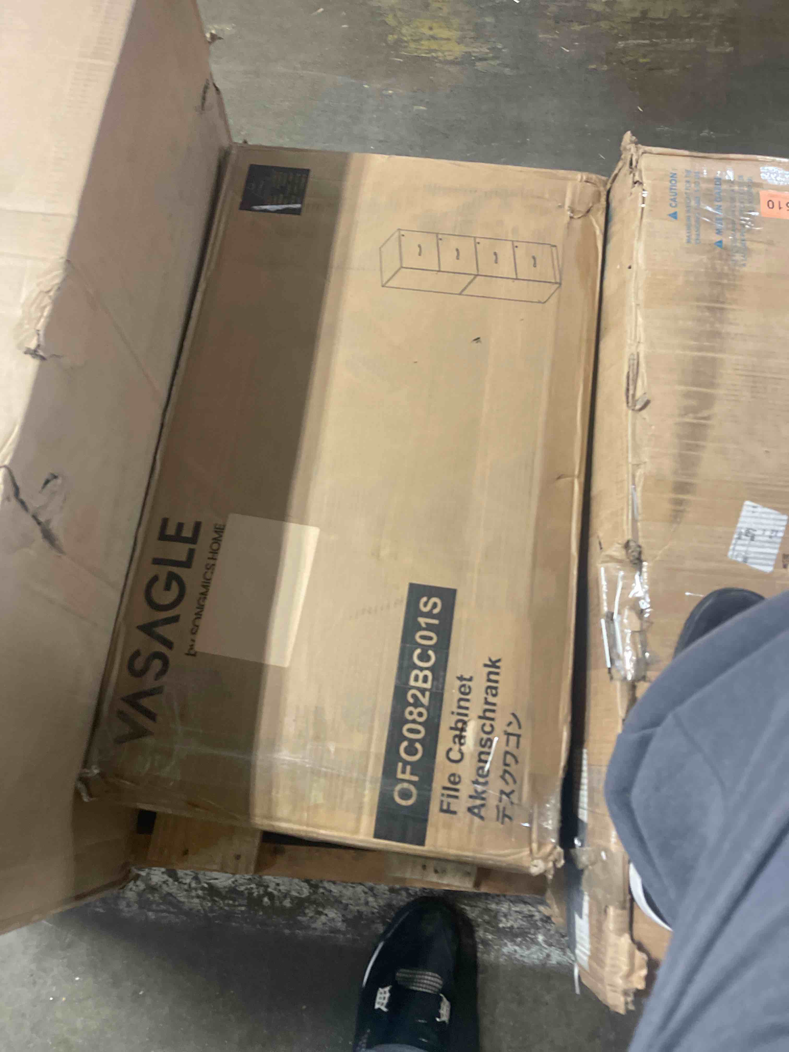 https://s3.amazonaws.com/lotting-images-prod/phillipi/PPE5035941_1777556867485.jpeg