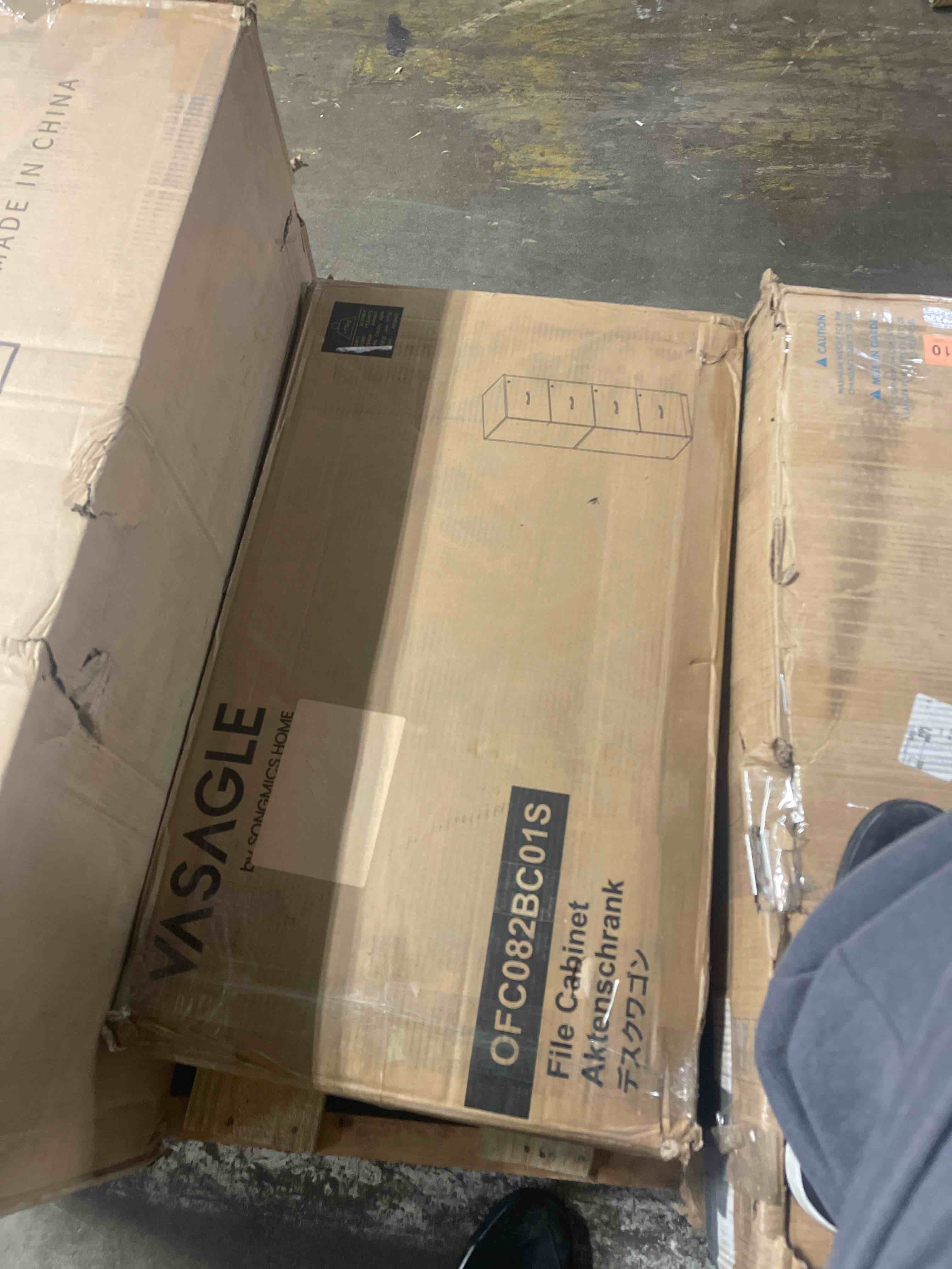 https://s3.amazonaws.com/lotting-images-prod/phillipi/PPE5035941_1777556868467.jpeg