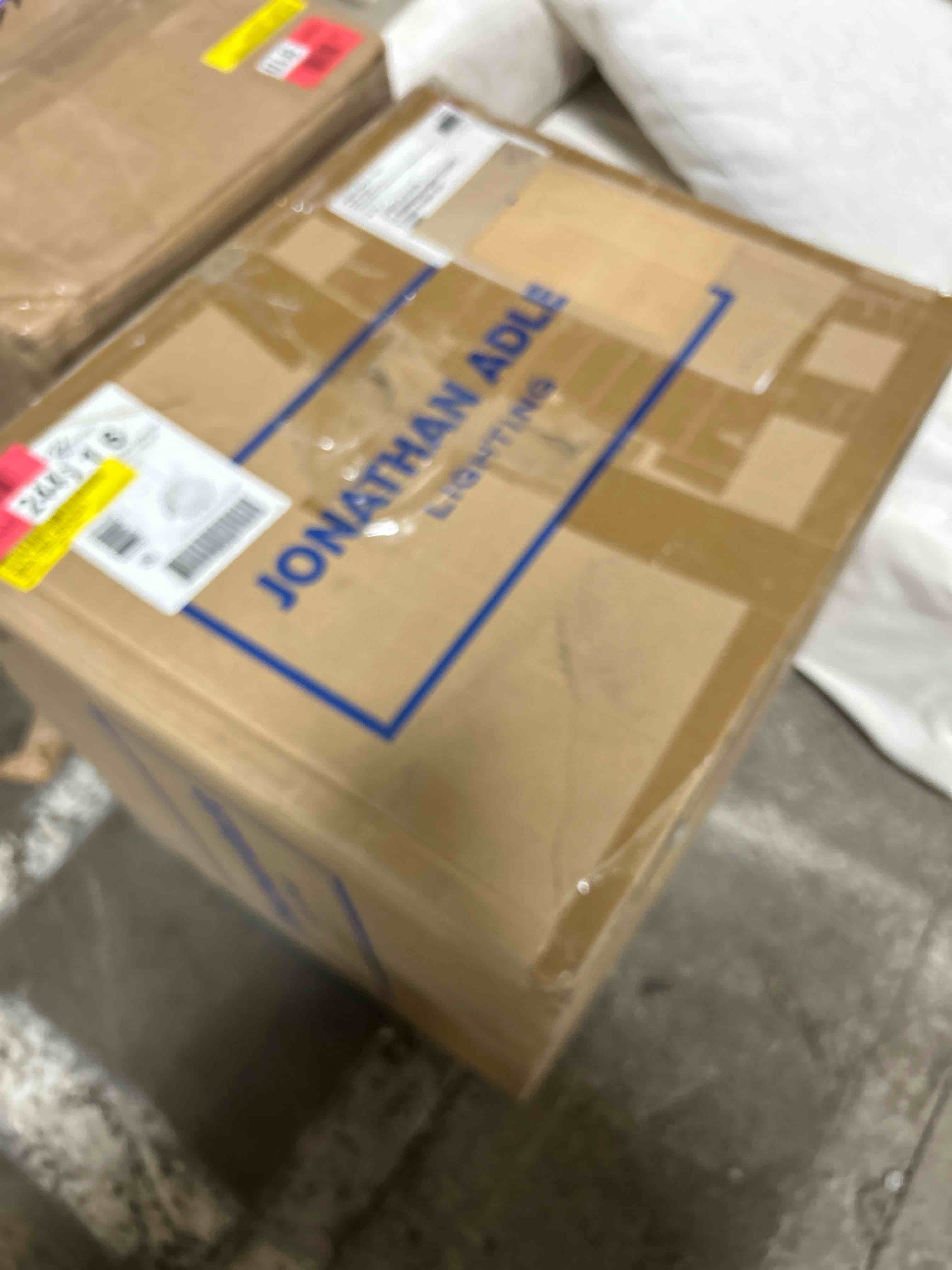 https://s3.amazonaws.com/lotting-images-prod/phillipi/PPE5036027_1777575580581.jpeg