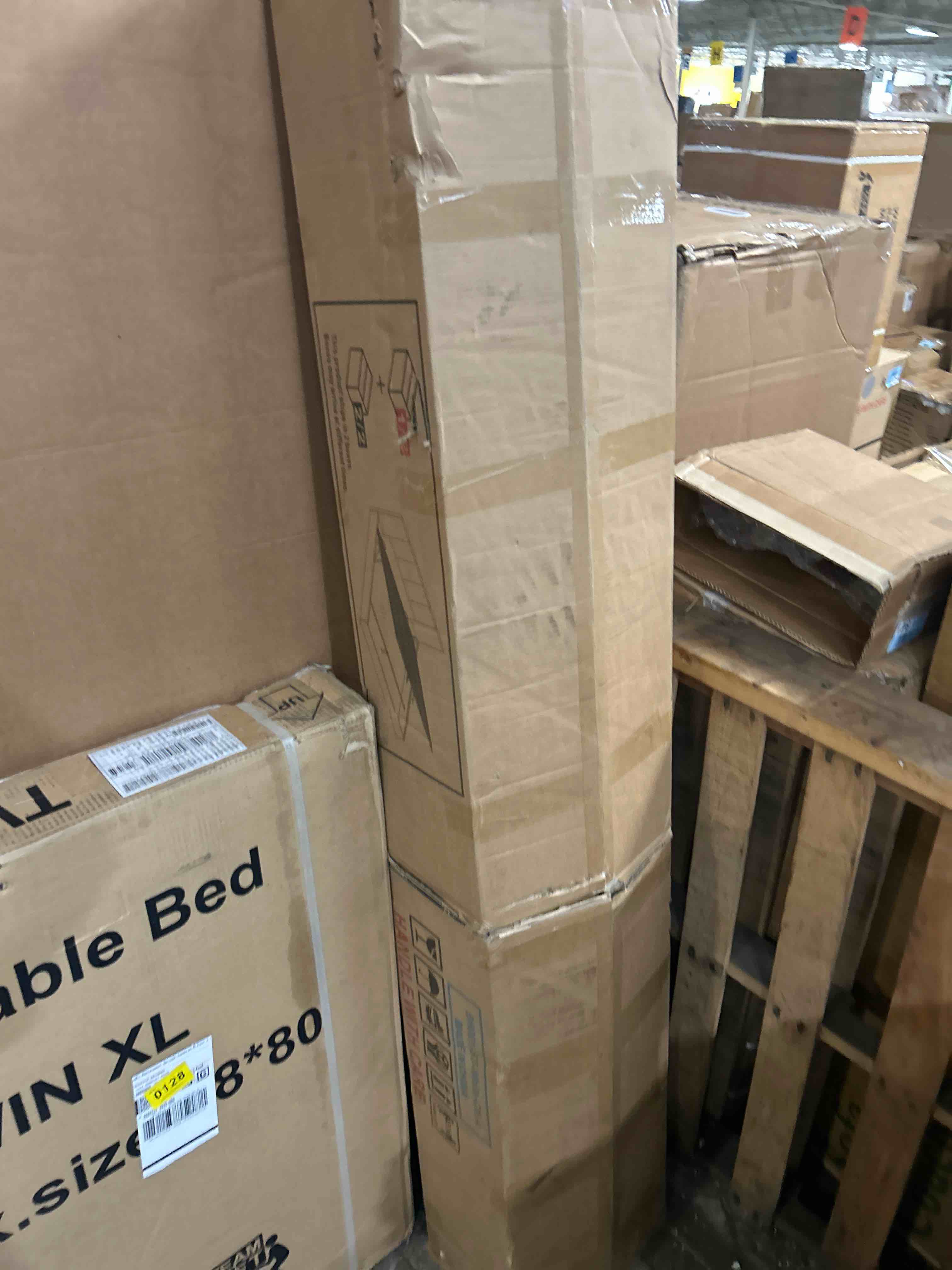 https://s3.amazonaws.com/lotting-images-prod/phillipi/PPE5036050_1777578566369.jpeg