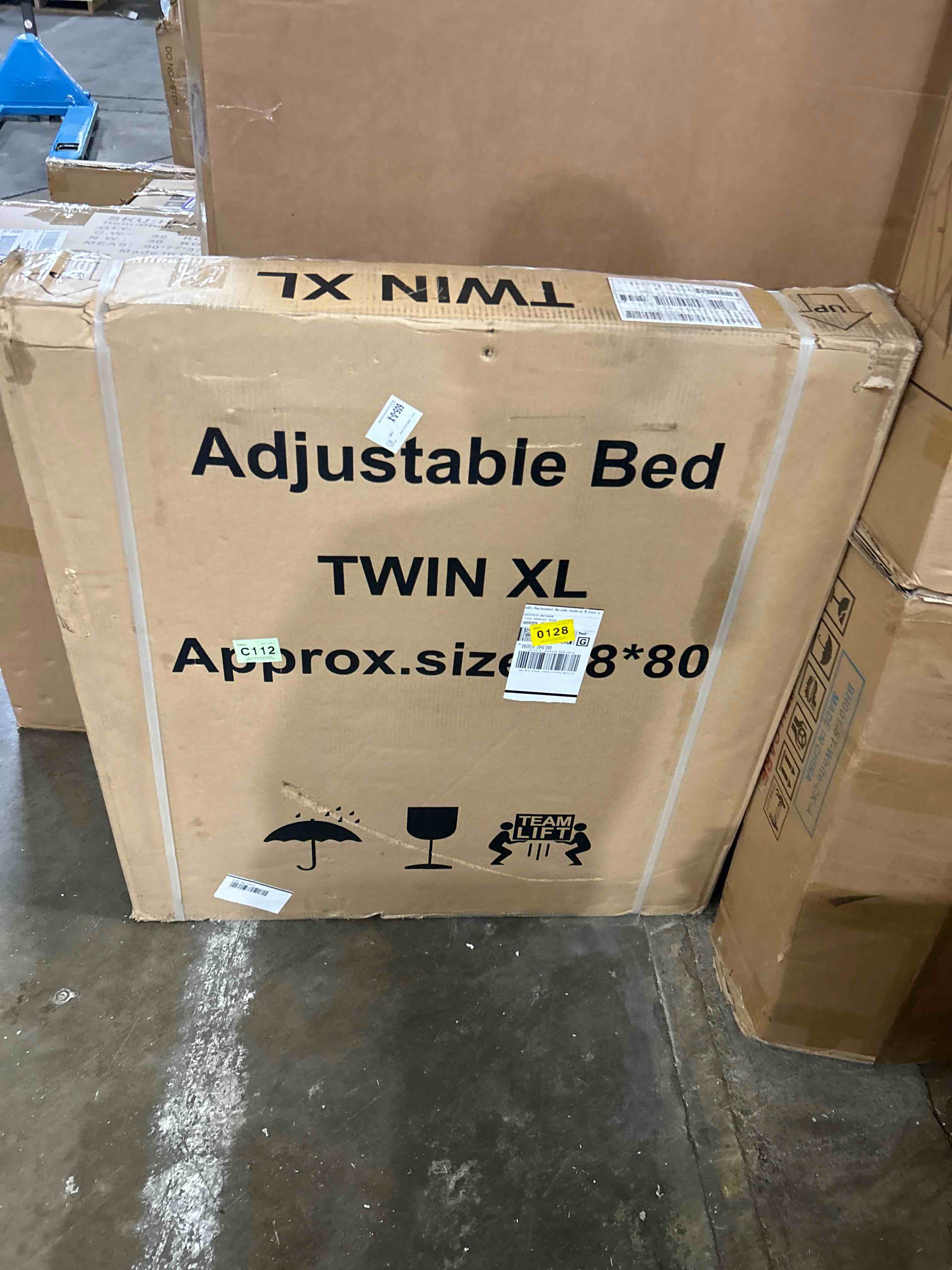 Condition photo showing New/Like New for patented design smart adjustable bed frame, twin xl adjustable base with quiet motor, zero gravity & anti-snore, easy assembly, heavy-duty metal support, suitable for bedroom & elderly use