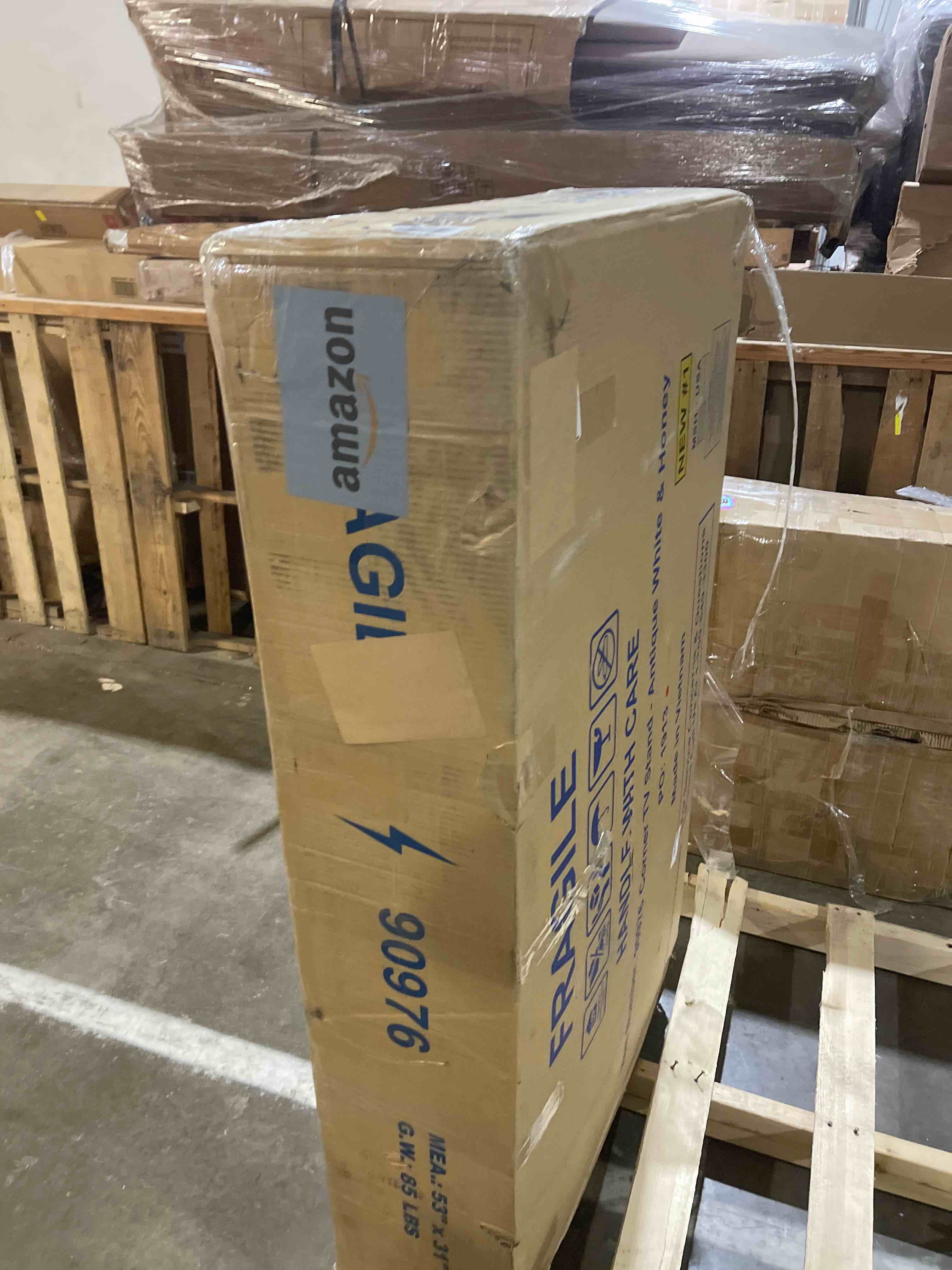 https://s3.amazonaws.com/lotting-images-prod/phillipi/PPE5036253_1777921780440.jpeg