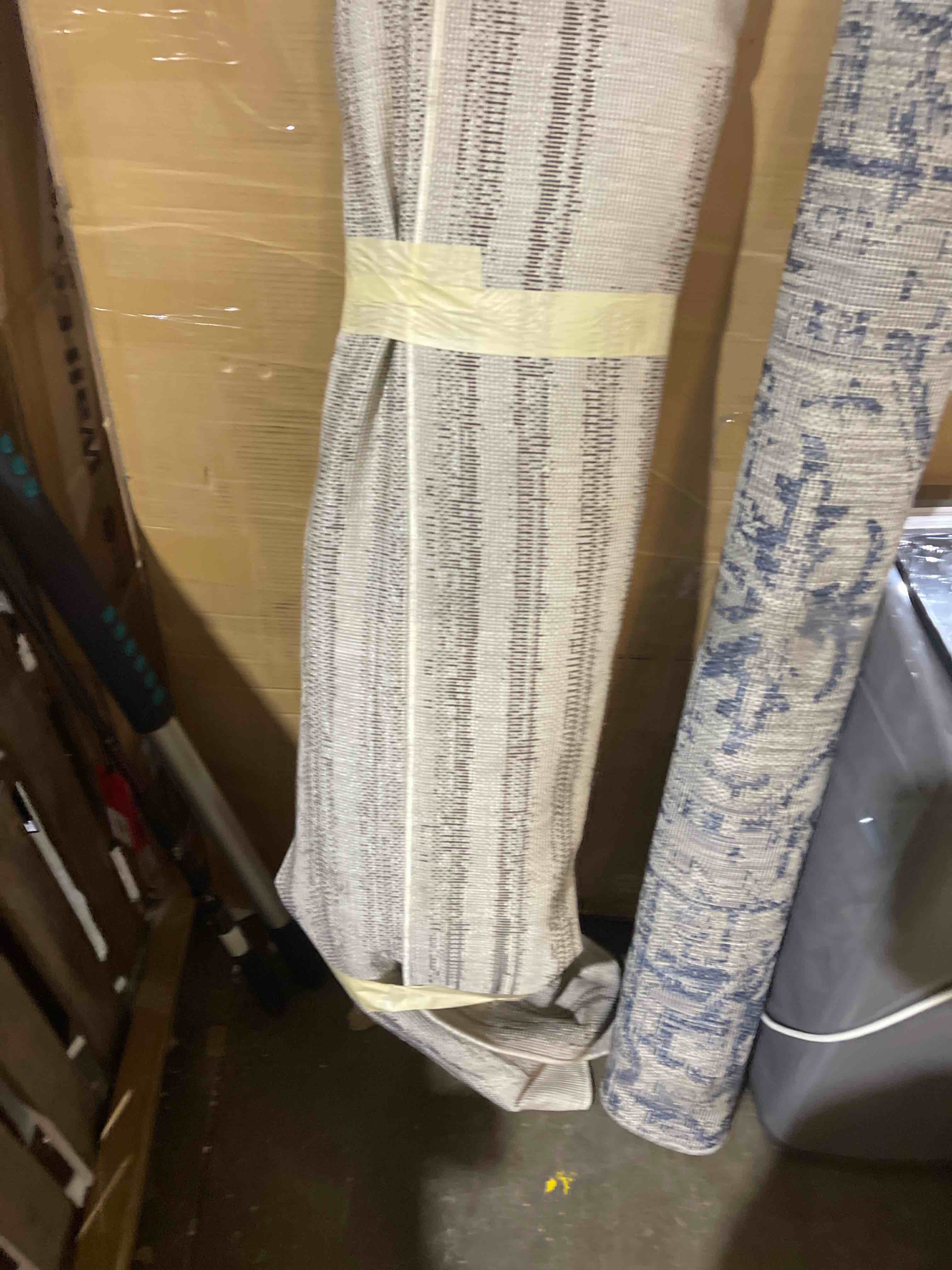 https://s3.amazonaws.com/lotting-images-prod/phillipi/PPE5036259_1777923303618.jpeg