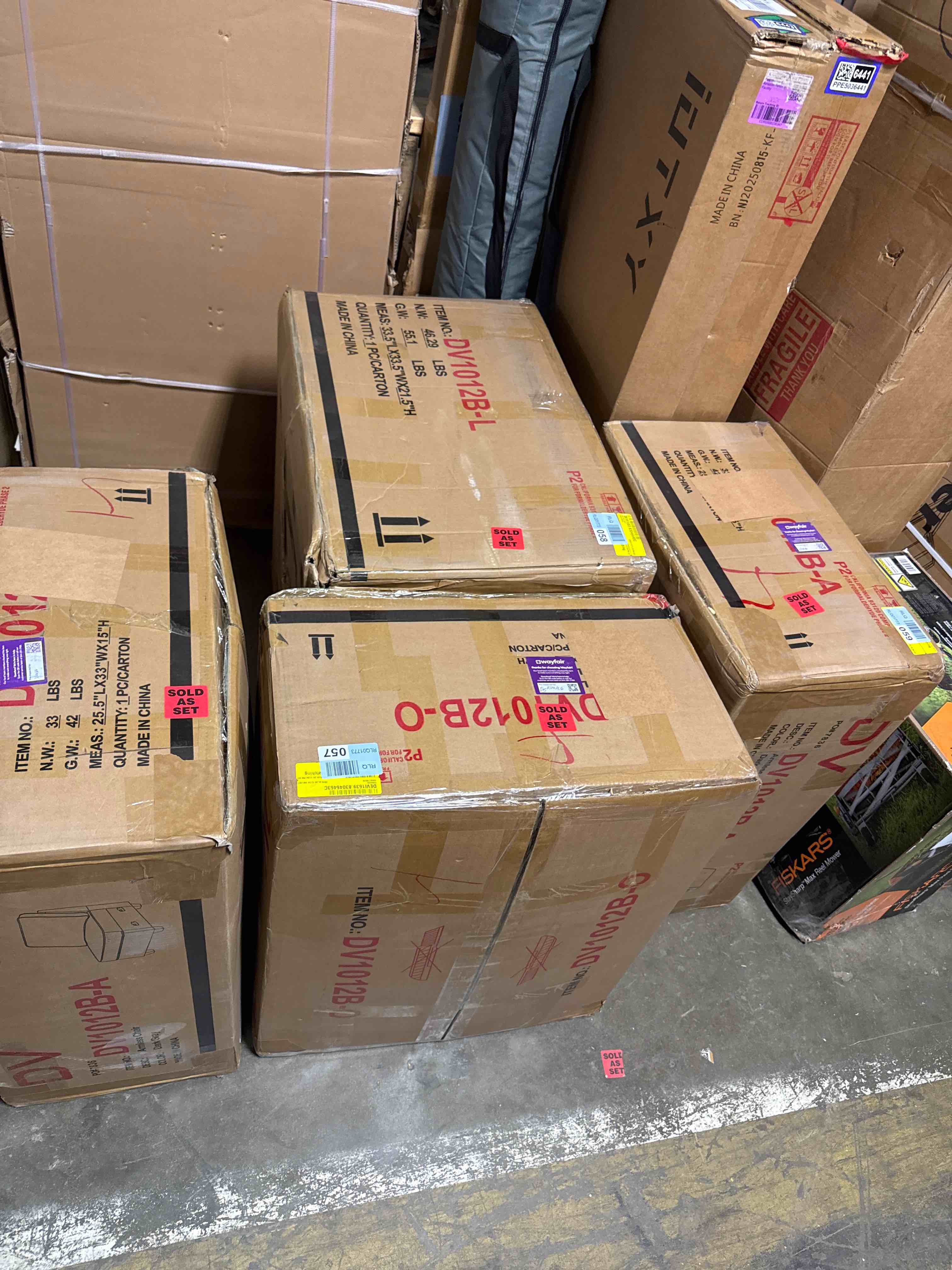 https://s3.amazonaws.com/lotting-images-prod/phillipi/PPE5036445_1778010799505.jpeg