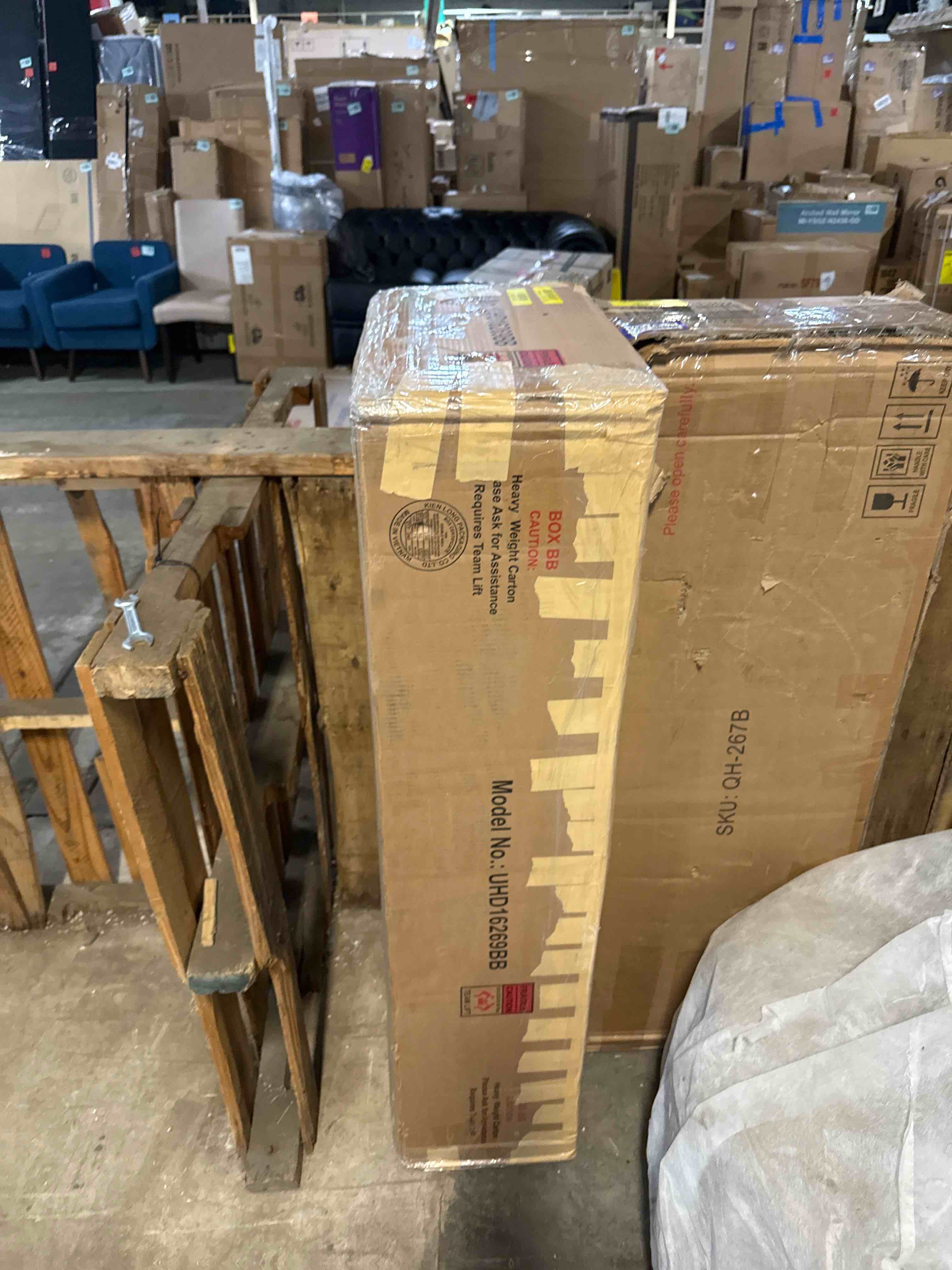Condition photo showing As Is for ultrahd® rolling storage cabinet (box b only)