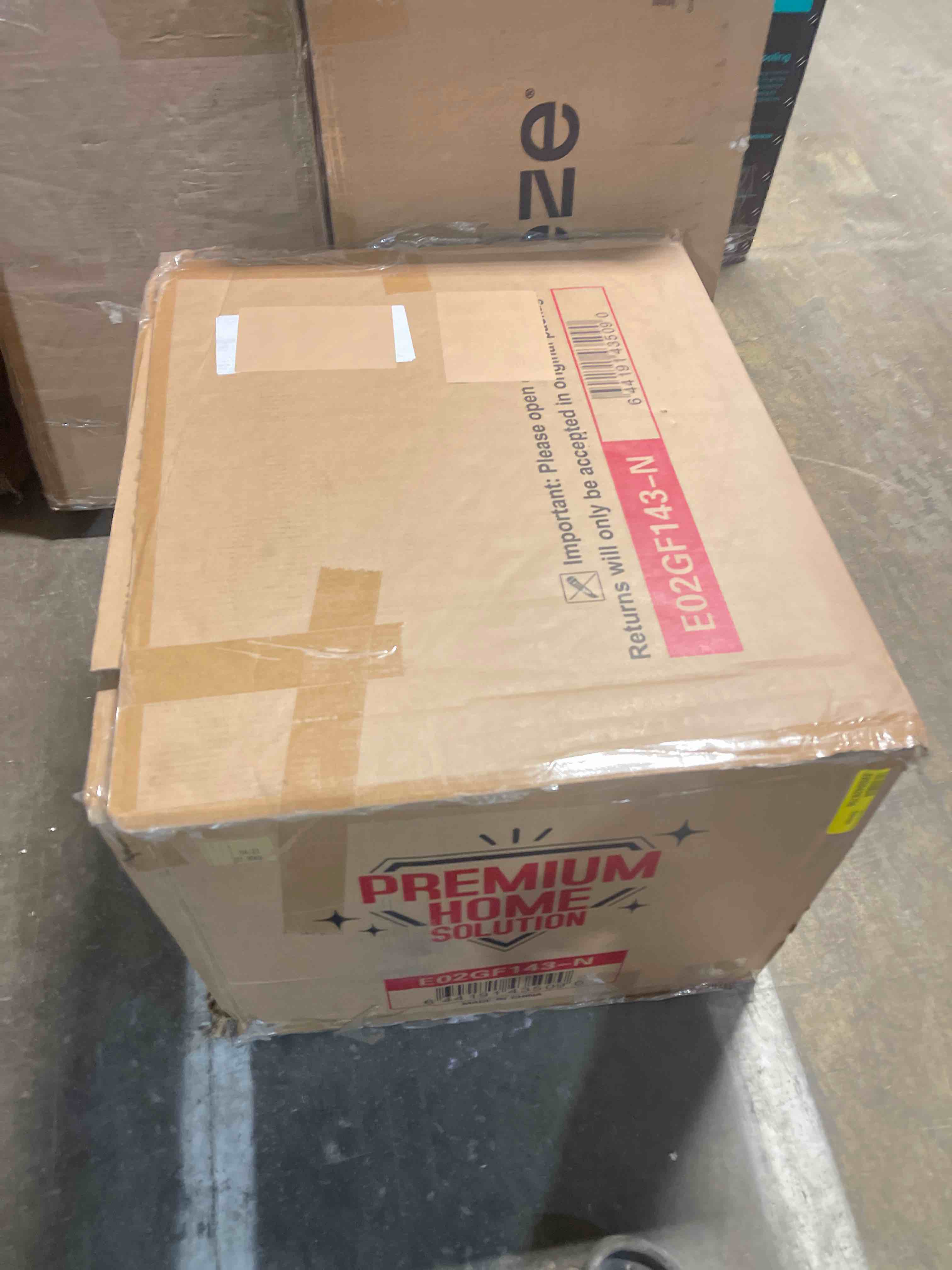 https://s3.amazonaws.com/lotting-images-prod/phillipi/PPE5036541_1778089527981.jpeg