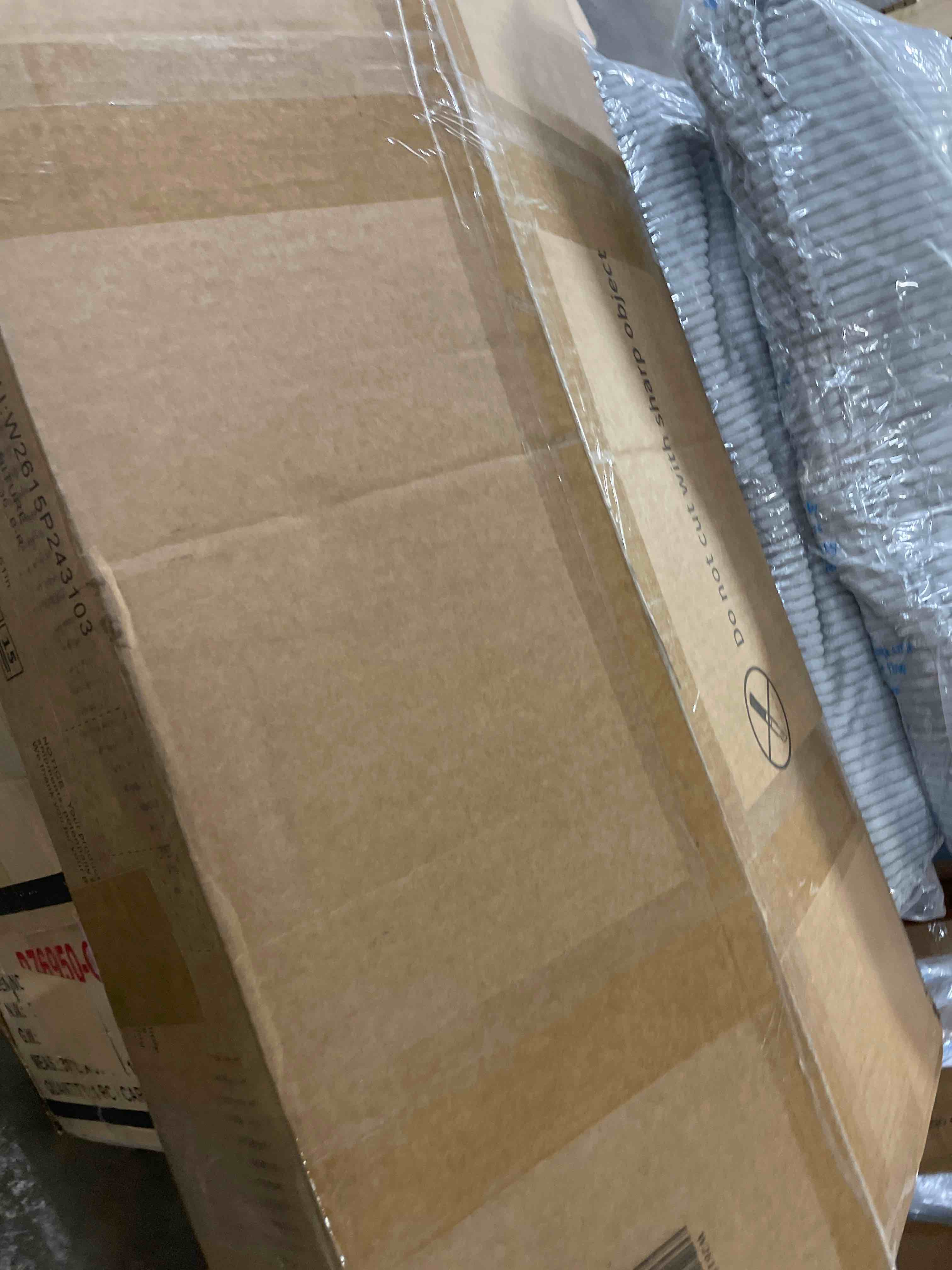 https://s3.amazonaws.com/lotting-images-prod/phillipi/PPE5036608_1778168605336.jpeg