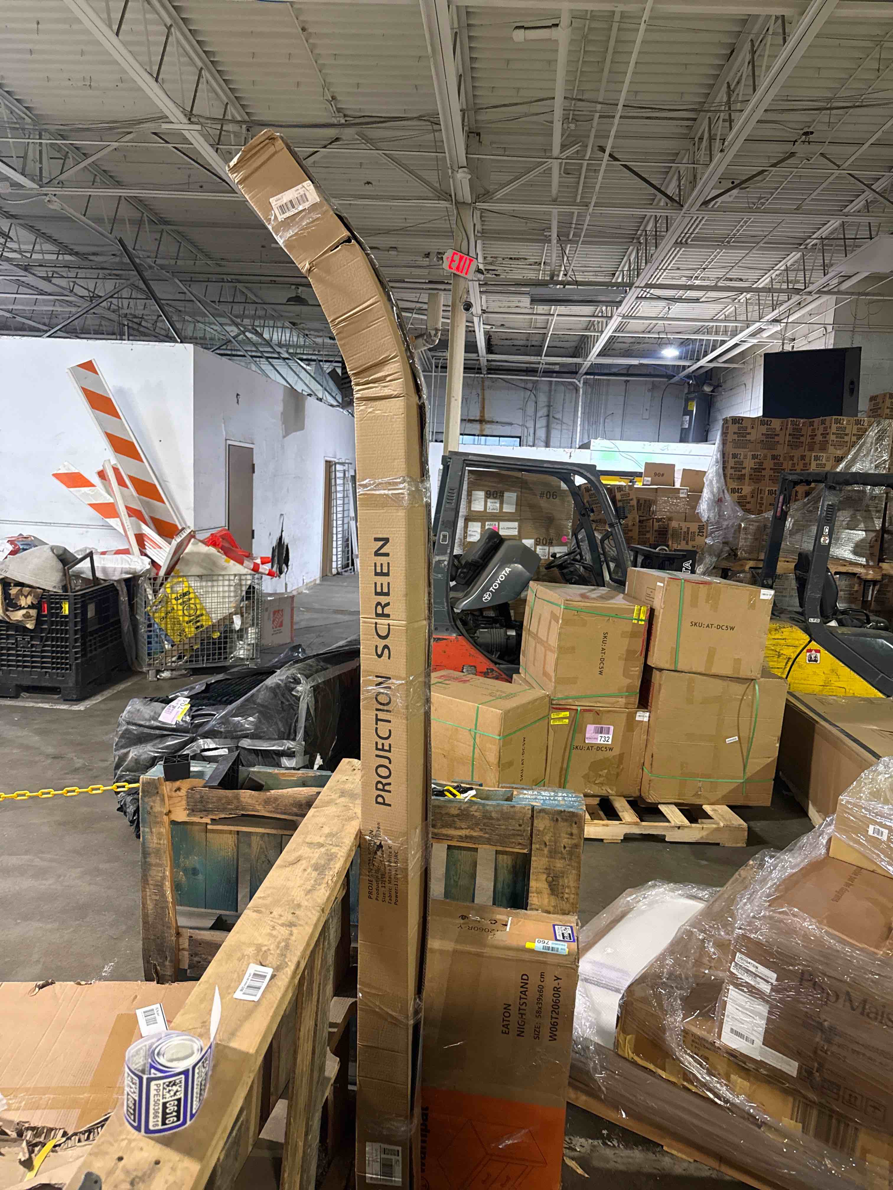 https://s3.amazonaws.com/lotting-images-prod/phillipi/PPE5036614_1778260181598.jpeg