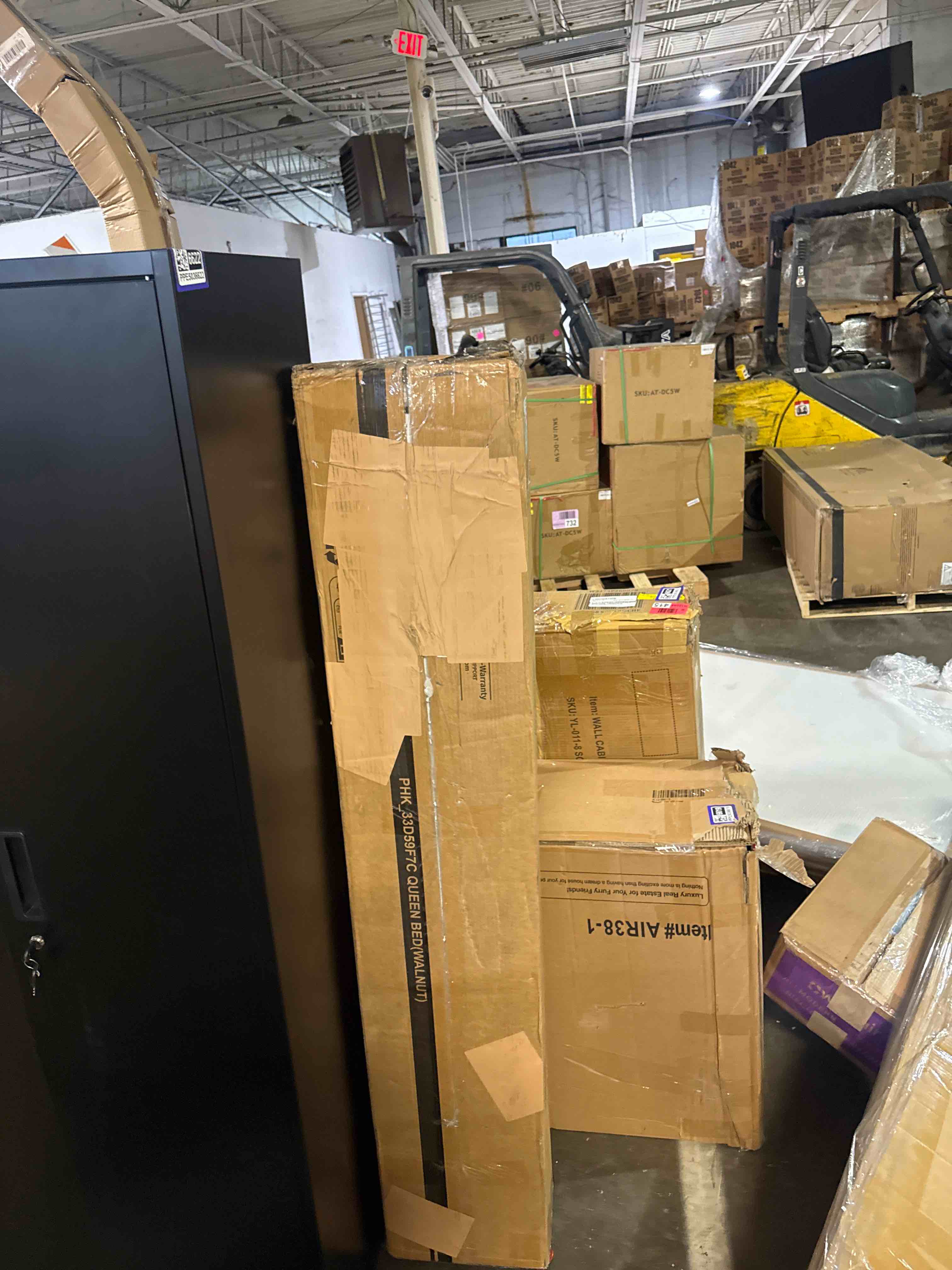 https://s3.amazonaws.com/lotting-images-prod/phillipi/PPE5036623_1778262566817.jpeg