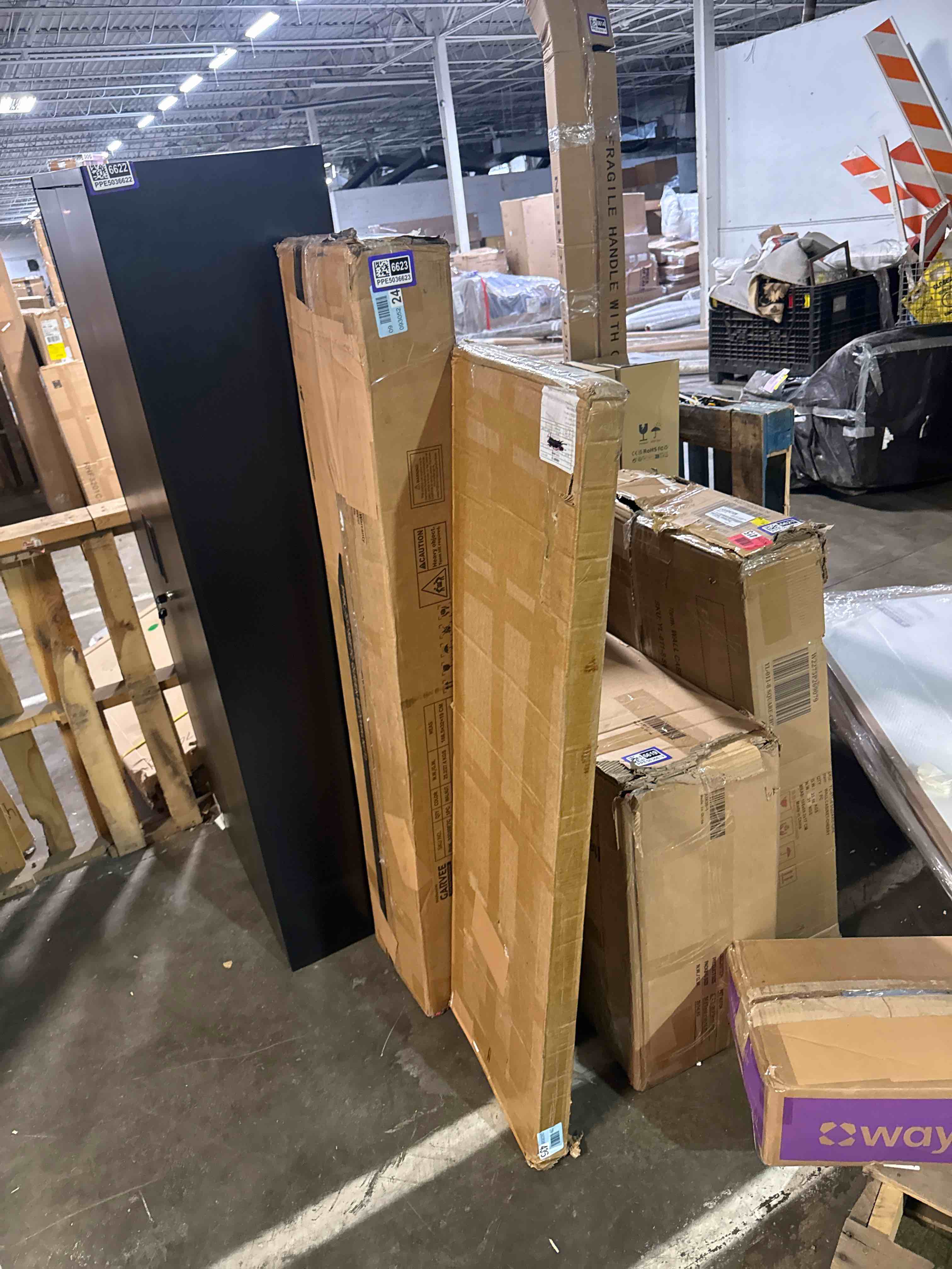 https://s3.amazonaws.com/lotting-images-prod/phillipi/PPE5036625_1778263482188.jpeg