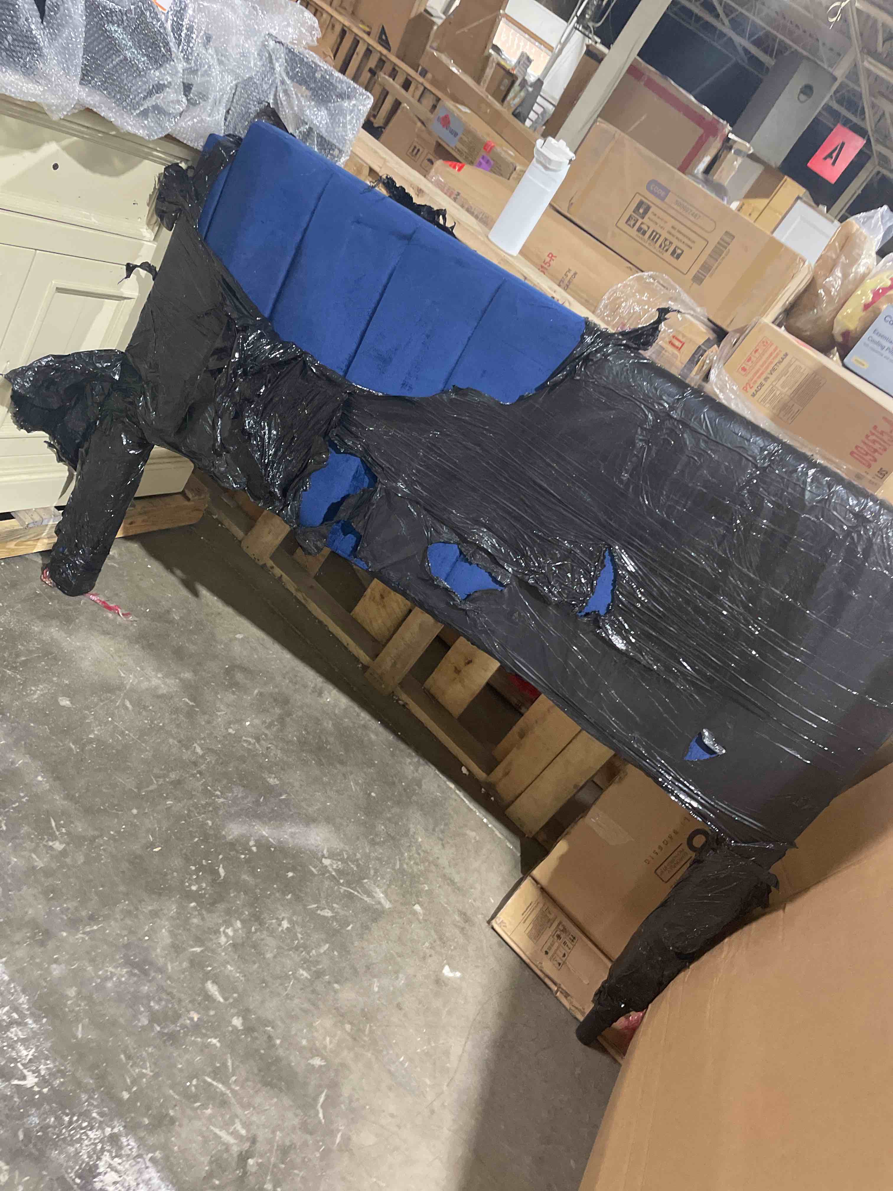https://s3.amazonaws.com/lotting-images-prod/phillipi/PPE5036692_1778512406619.jpeg