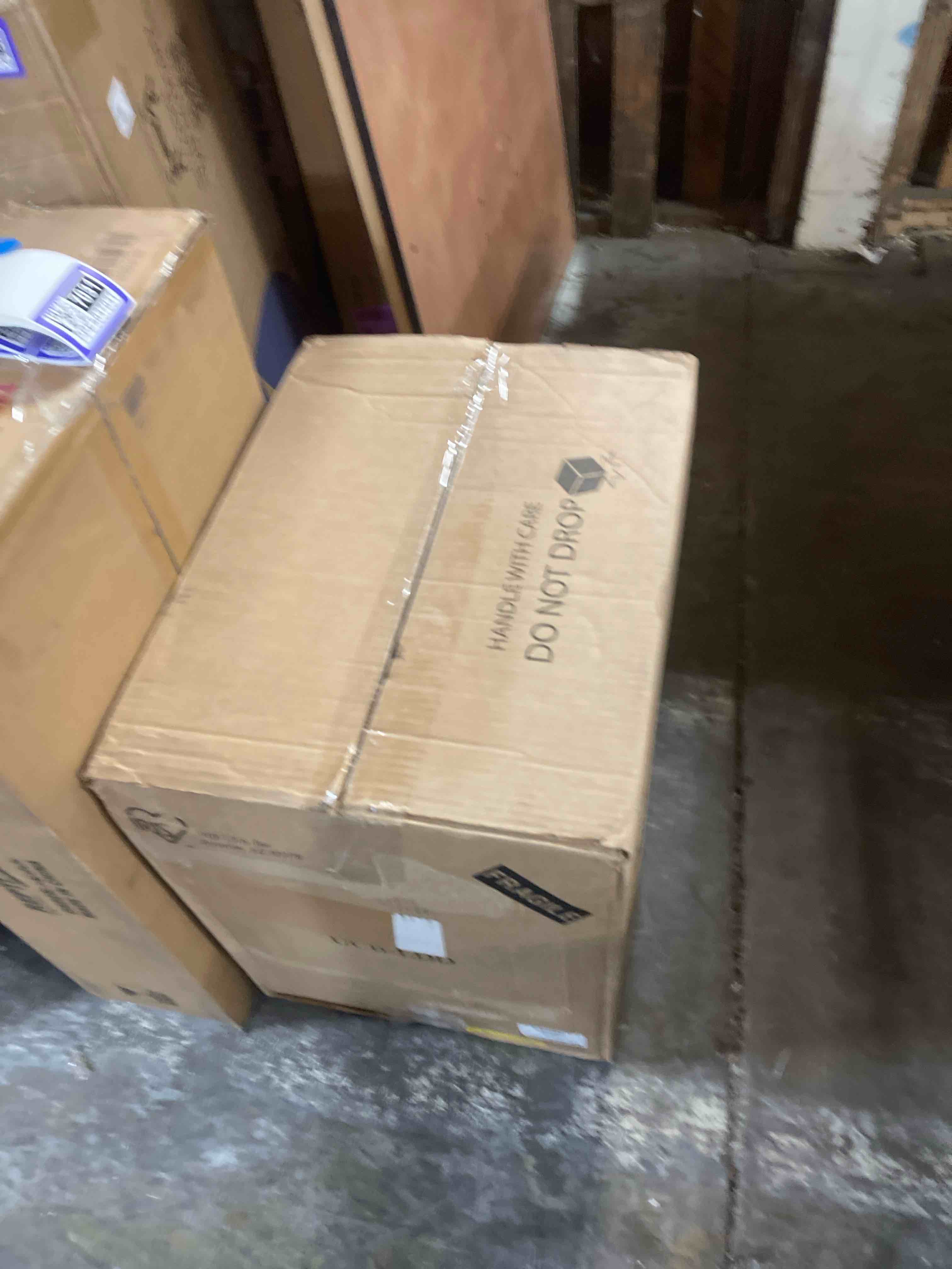 https://s3.amazonaws.com/lotting-images-prod/phillipi/PPE5037031_1778777516954.jpeg