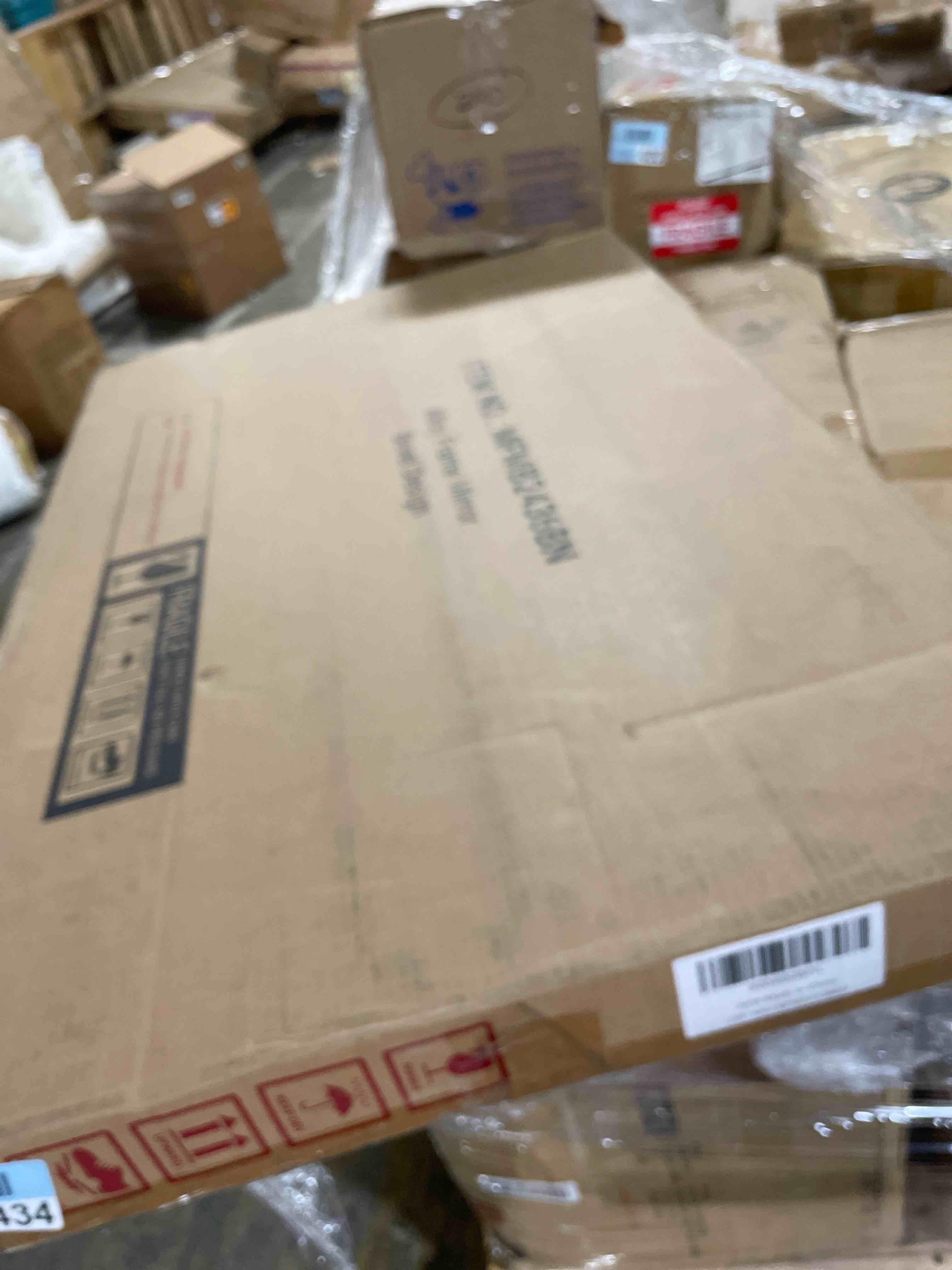 https://s3.amazonaws.com/lotting-images-prod/phillipi/PPE5037069_1778700791023.jpeg