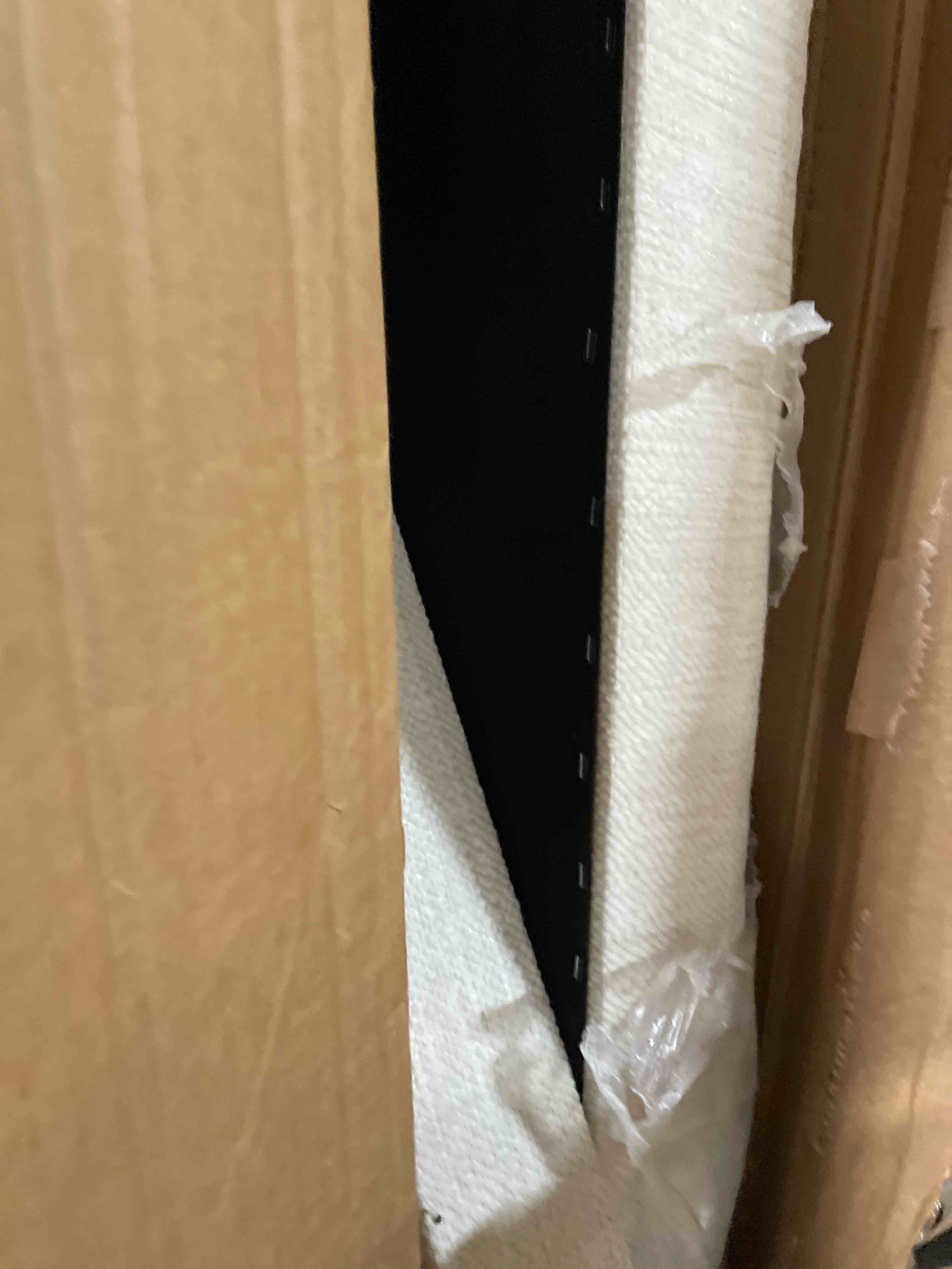 https://s3.amazonaws.com/lotting-images-prod/phillipi/PPE5037110_1778769161762.jpeg