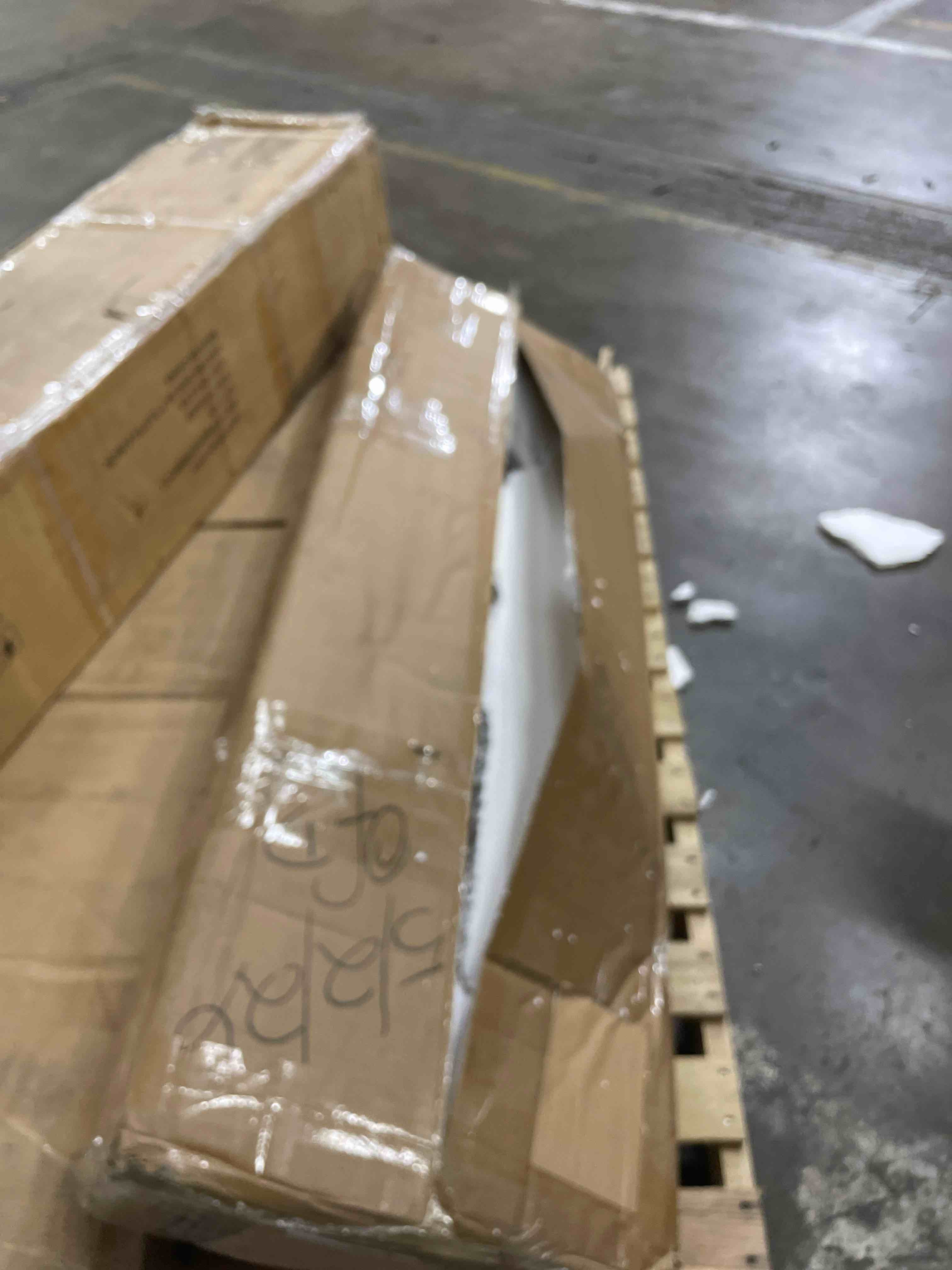https://s3.amazonaws.com/lotting-images-prod/phillipi/PPE5037133_1778774922981.jpeg
