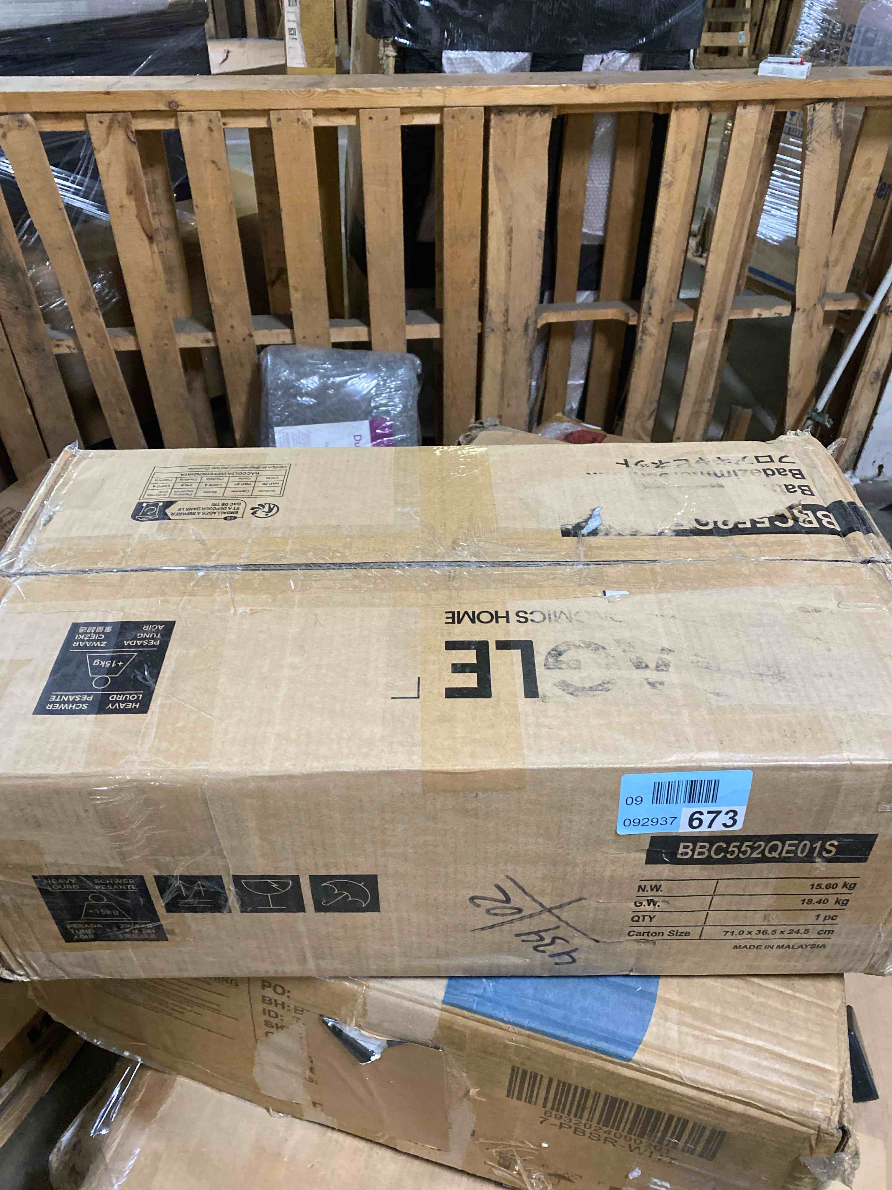 https://s3.amazonaws.com/lotting-images-prod/phillipi/PPE5038193_1779738893487.jpeg
