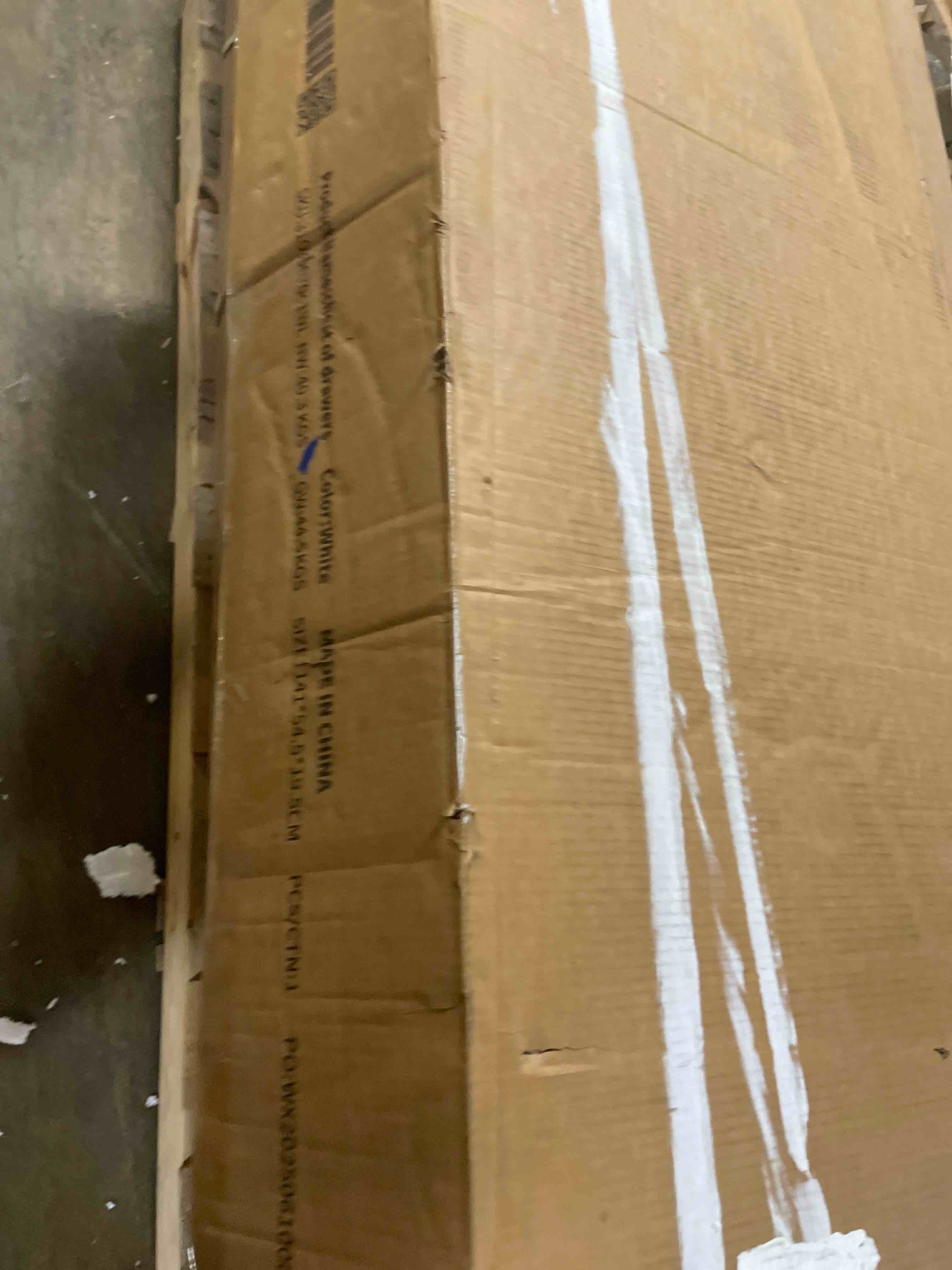 https://s3.amazonaws.com/lotting-images-prod/phillipi/PPE5038233_1779806438545.jpeg