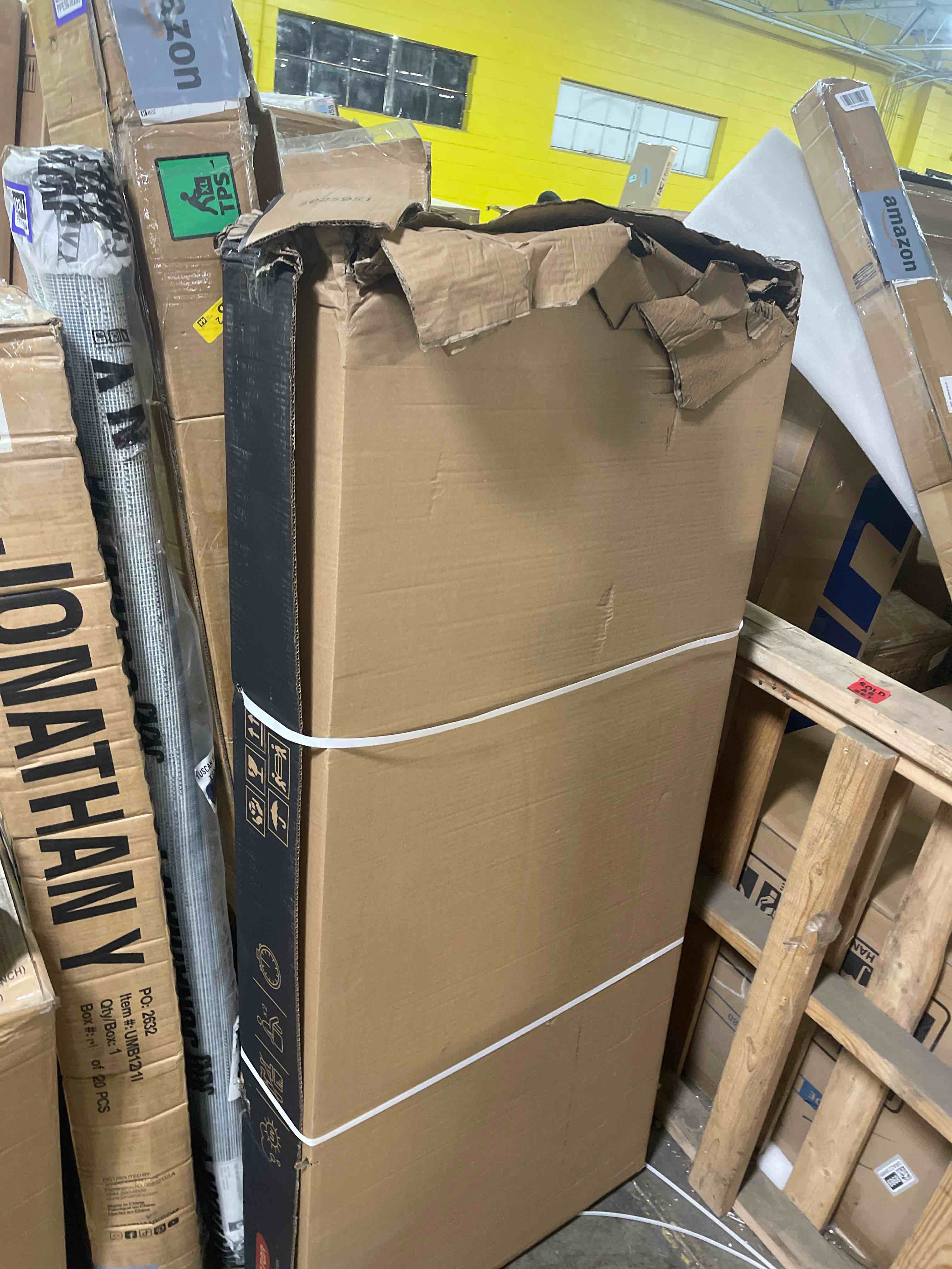 https://s3.amazonaws.com/lotting-images-prod/phillipi/PPE5038285_1779807174108.jpeg