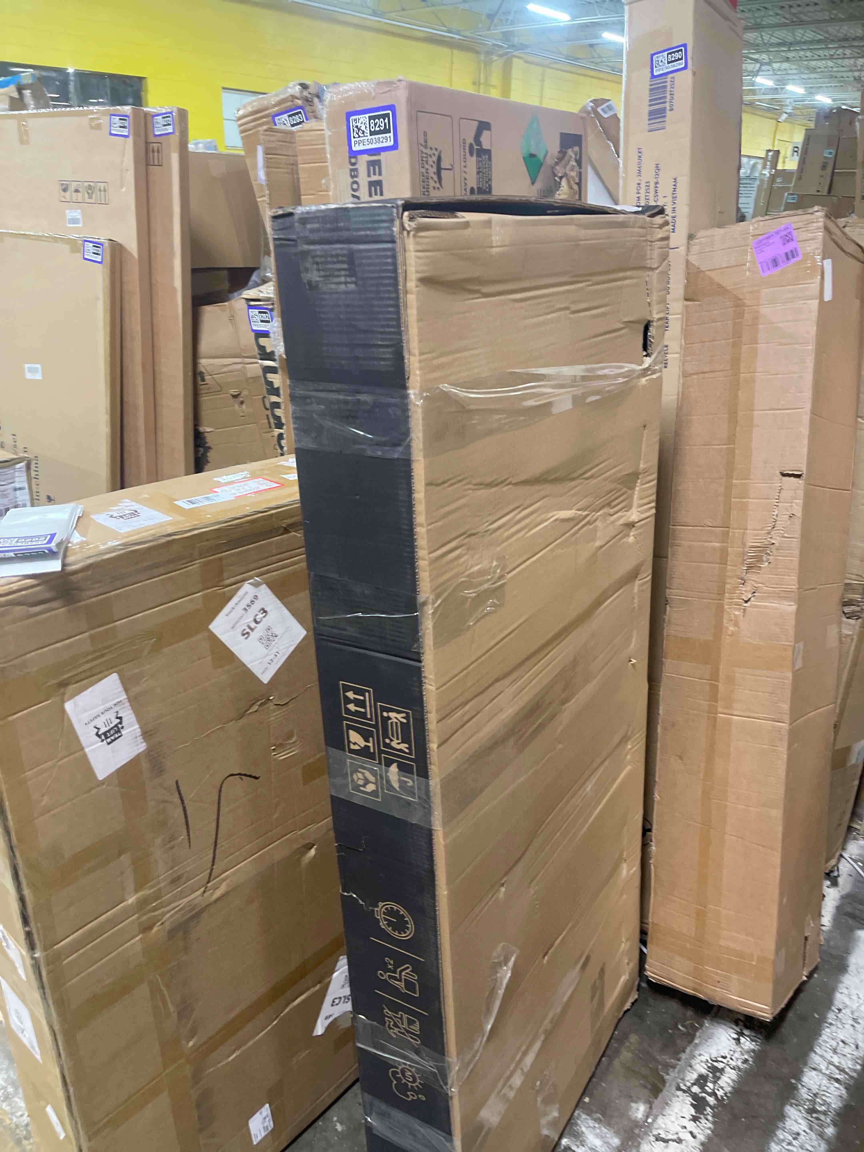 https://s3.amazonaws.com/lotting-images-prod/phillipi/PPE5038292_1779815658251.jpeg