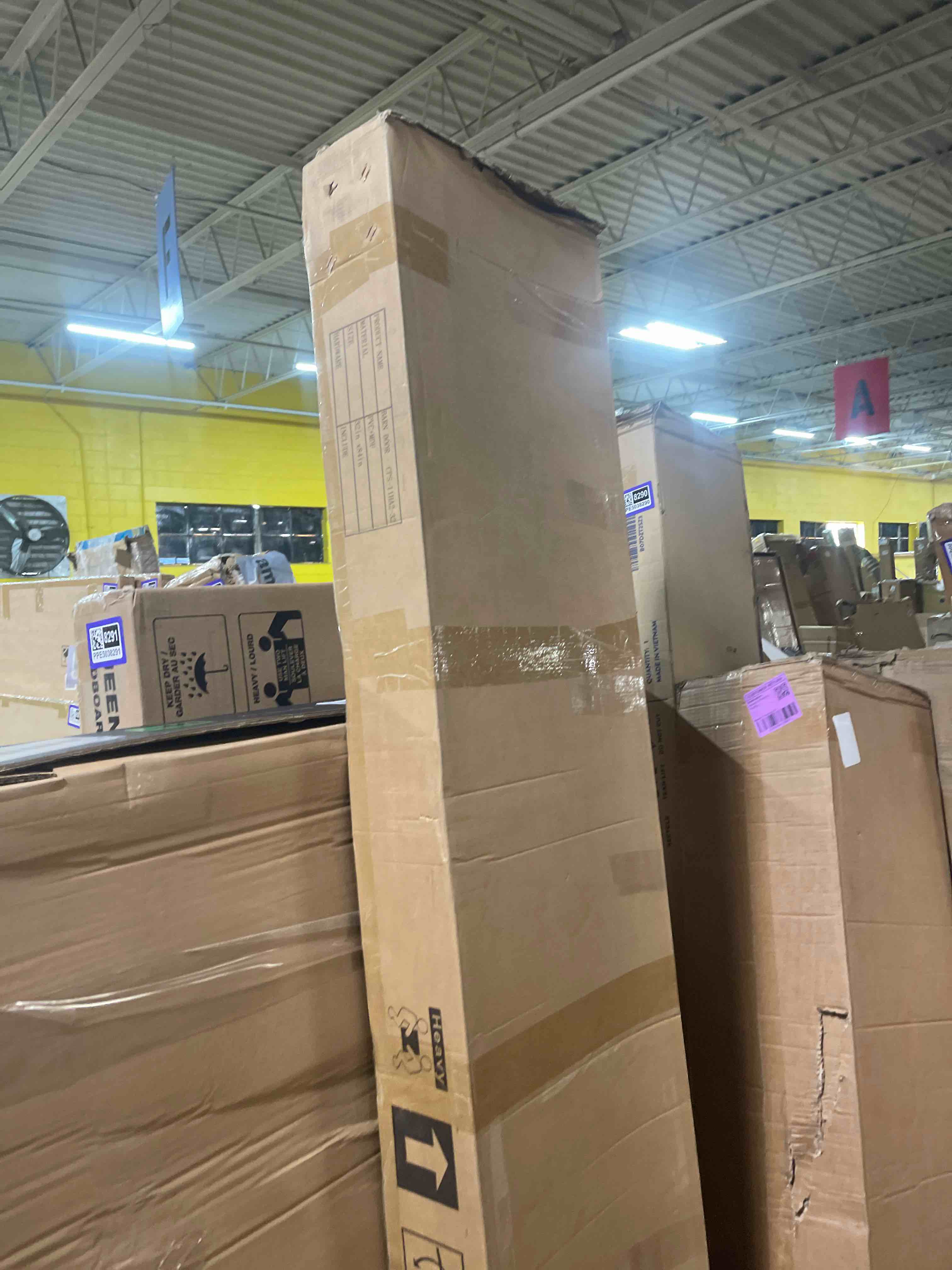 https://s3.amazonaws.com/lotting-images-prod/phillipi/PPE5038293_1779815745167.jpeg