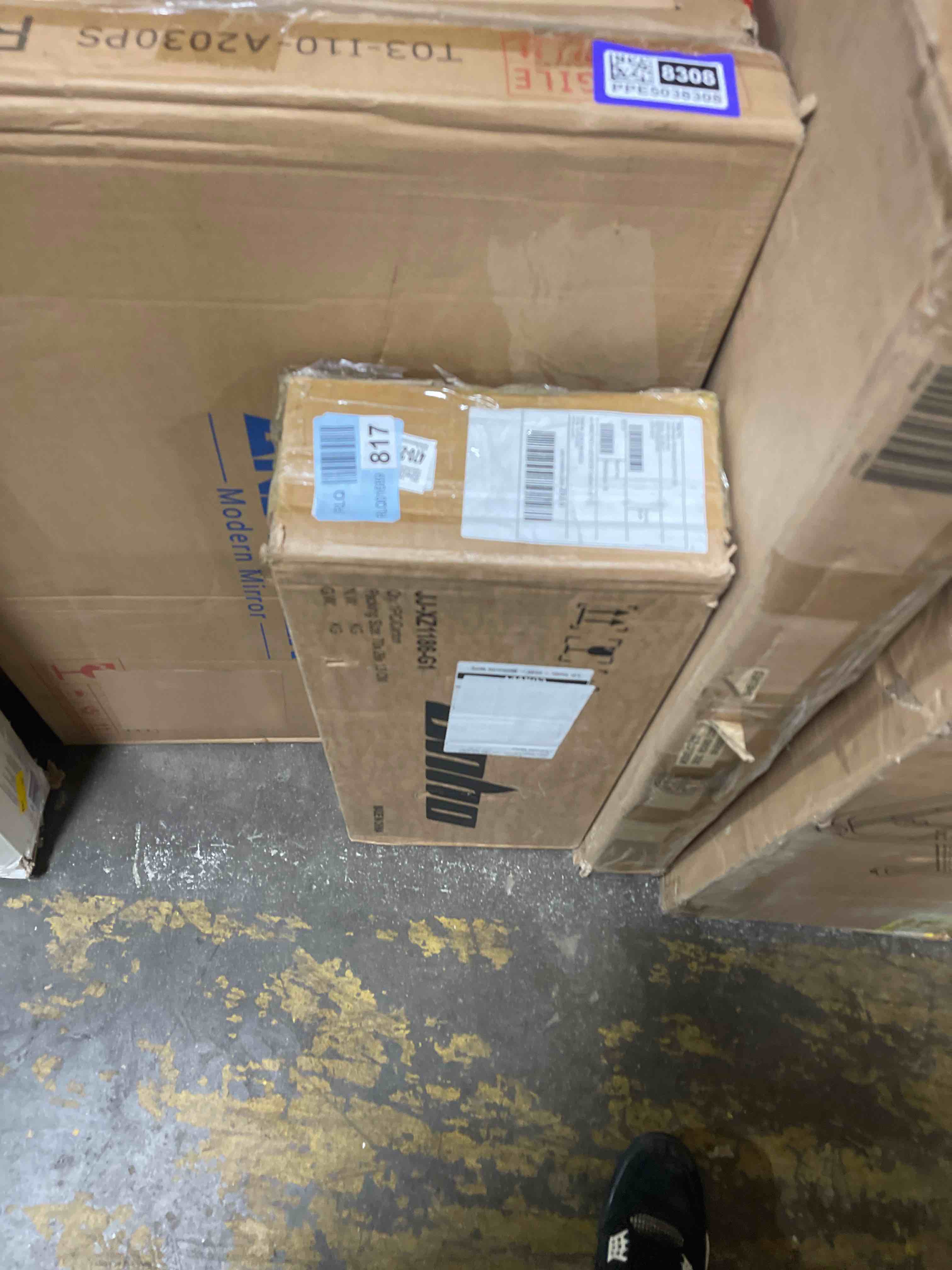 https://s3.amazonaws.com/lotting-images-prod/phillipi/PPE5038312_1779823302778.jpeg