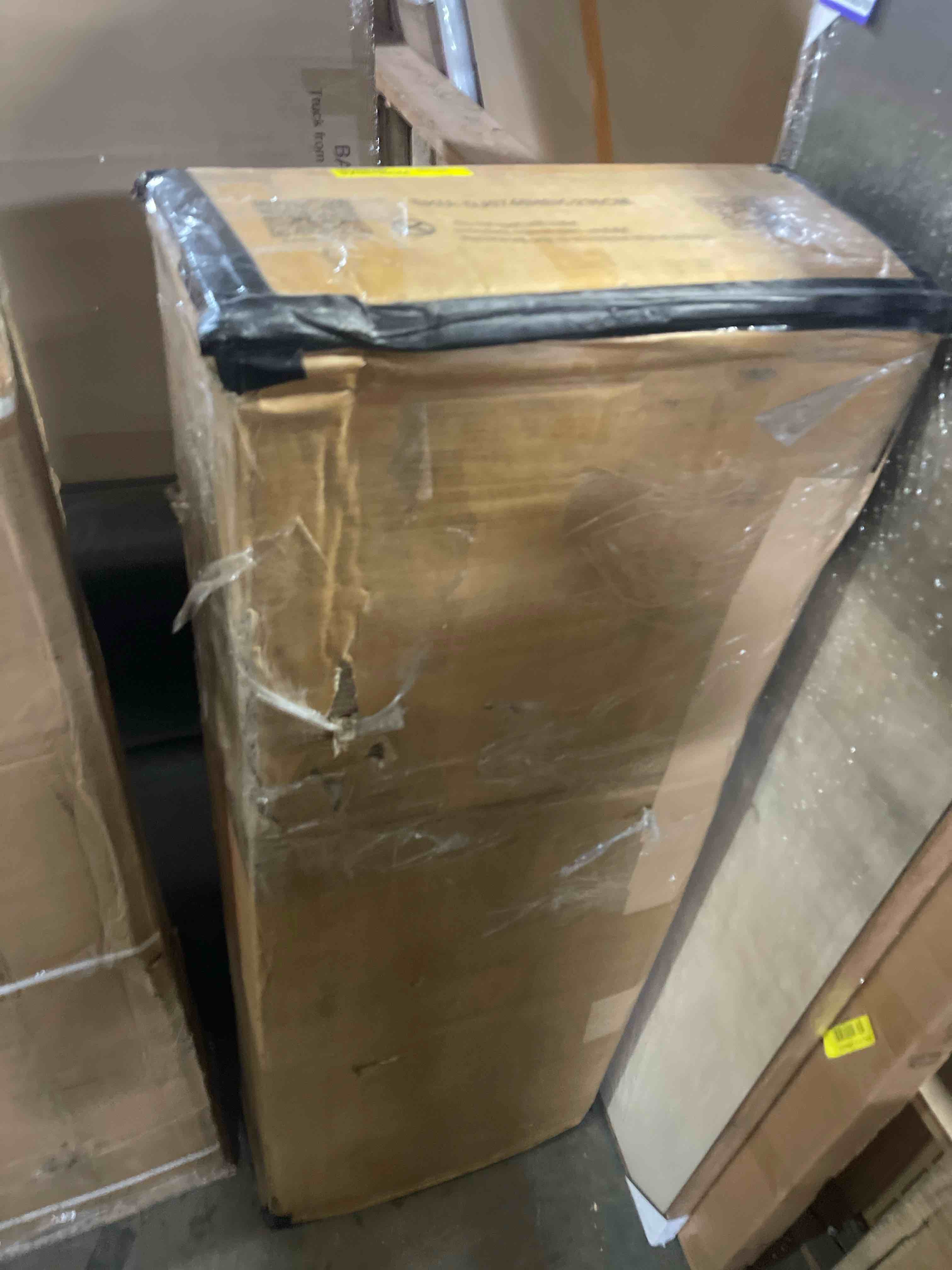 https://s3.amazonaws.com/lotting-images-prod/phillipi/PPE5038323_1779901167808.jpeg