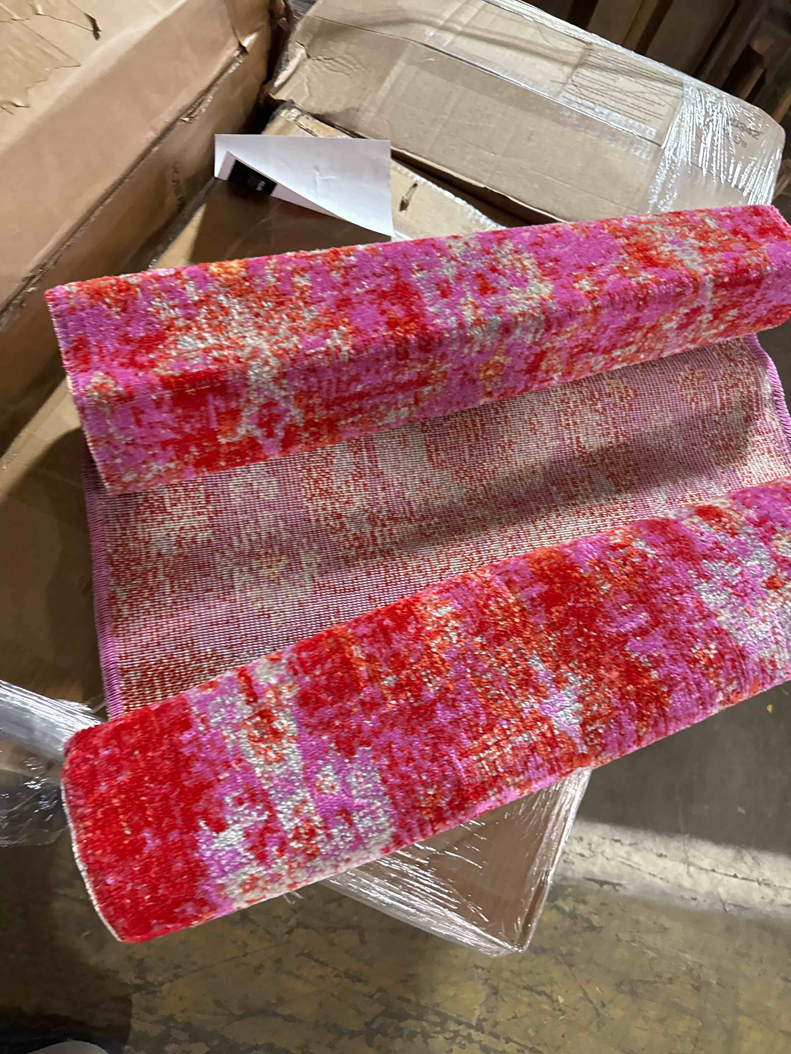 Condition photo showing New/Like New for 2 x 3 jaipur living carpet 