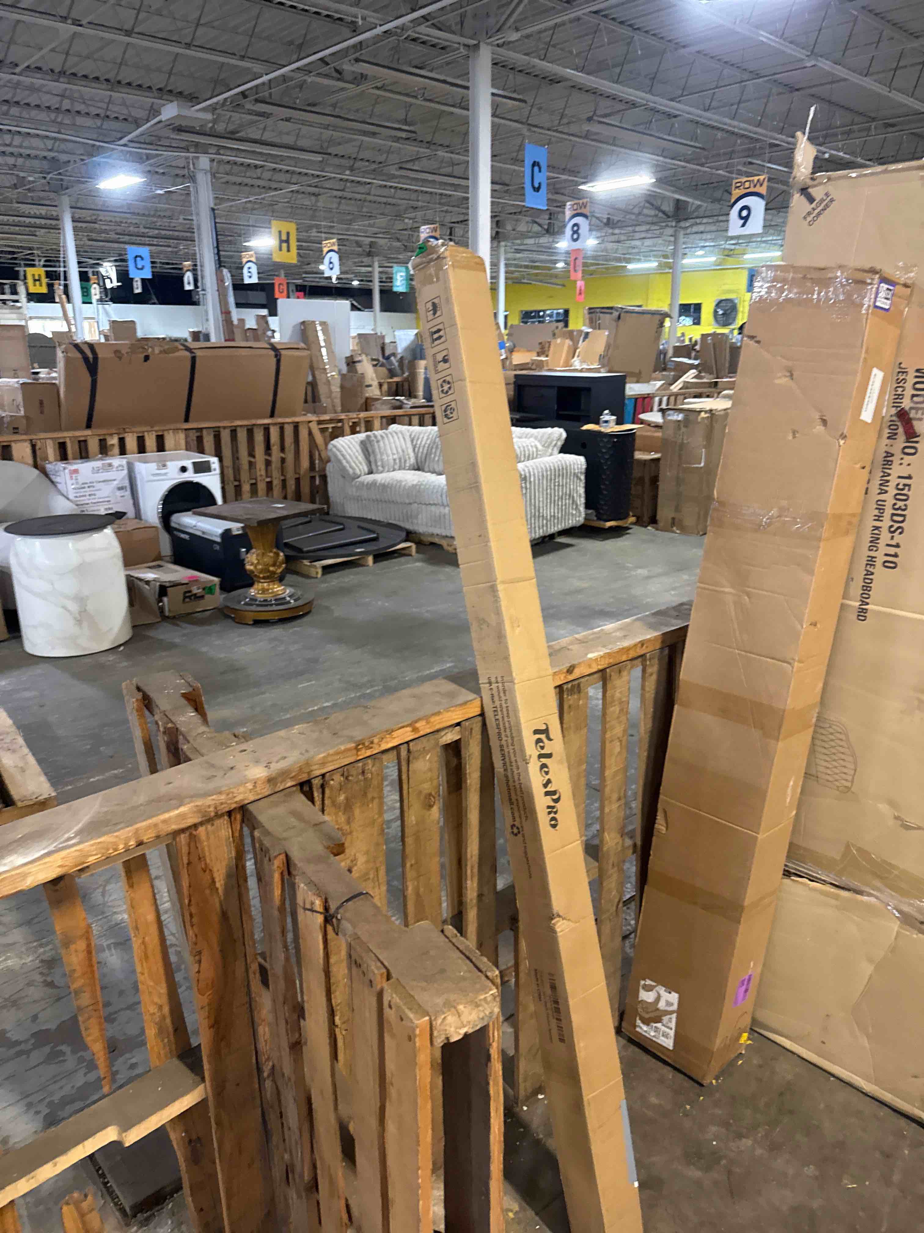 https://s3.amazonaws.com/lotting-images-prod/phillipi/PPE5039237_1780516125723.jpeg
