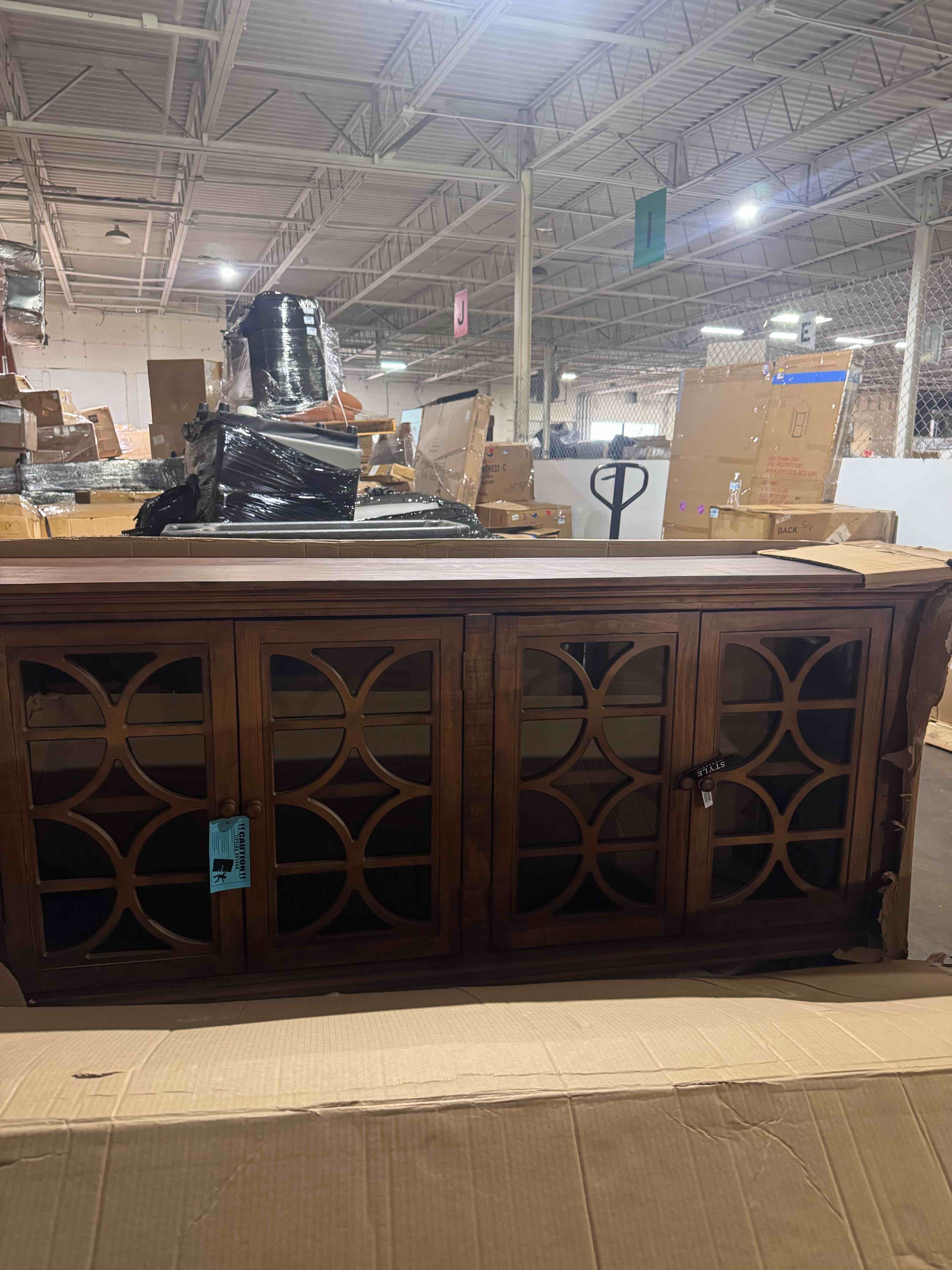https://s3.amazonaws.com/lotting-images-prod/phillipi/PPE5040066_1782928675286.jpeg